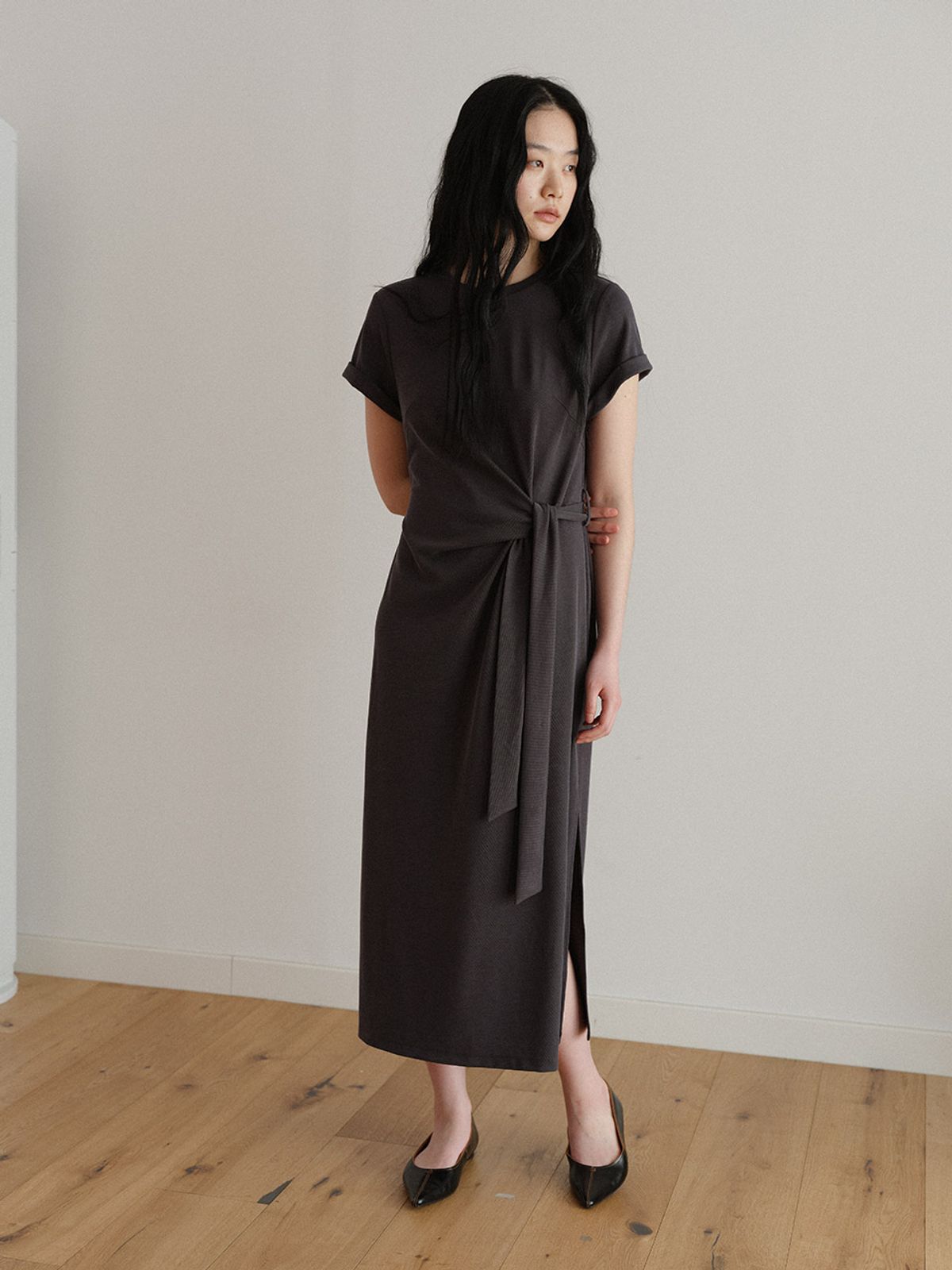 헌치(HUNCH) Soft Structure Tie Dress (2color)