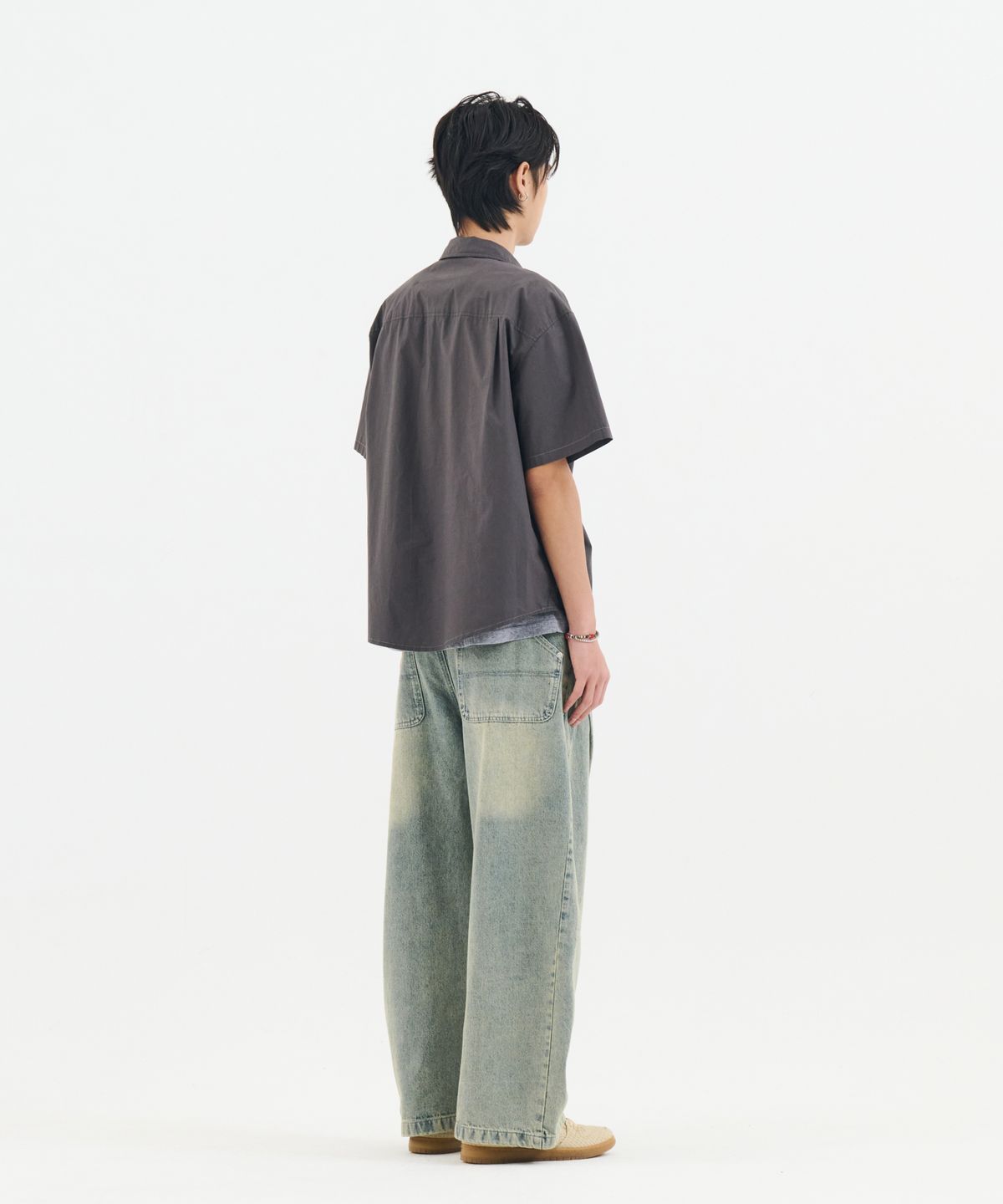 논타입(NONTYPE) 2PK S/S COMFY SEMI CROP SHIRTS (CHARCOAL)