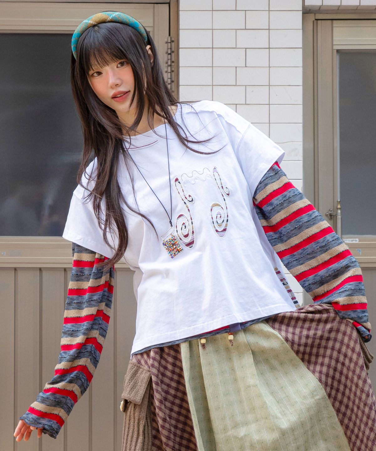 루나키후(RuNaKi'Hu') WXT085 온코 스트라이프 아플리케 티셔츠 (WHITE)