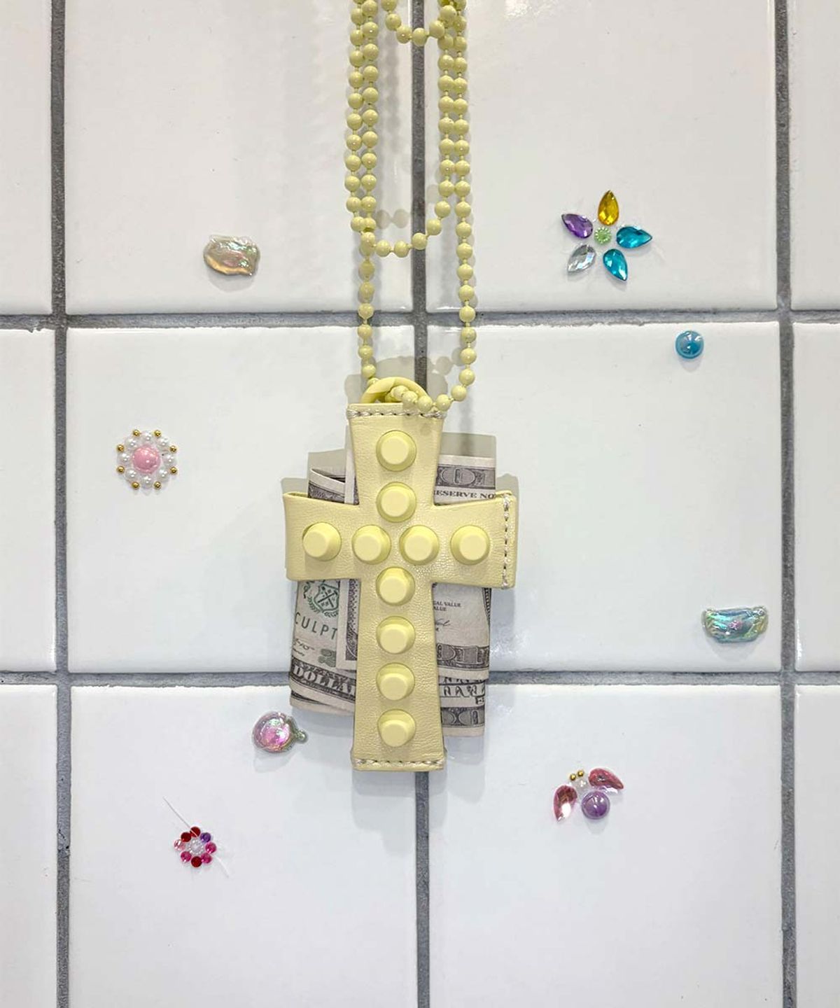 스컬프터(SCULPTOR) Cross Stud Strap Wallet Butter