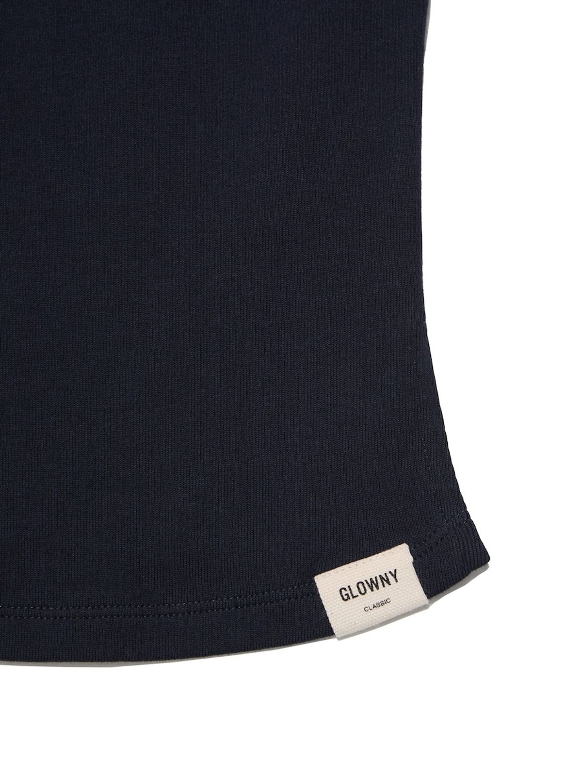 글로니(GLOWNY) G SLIT SLEEVELESS TOP (NAVY)