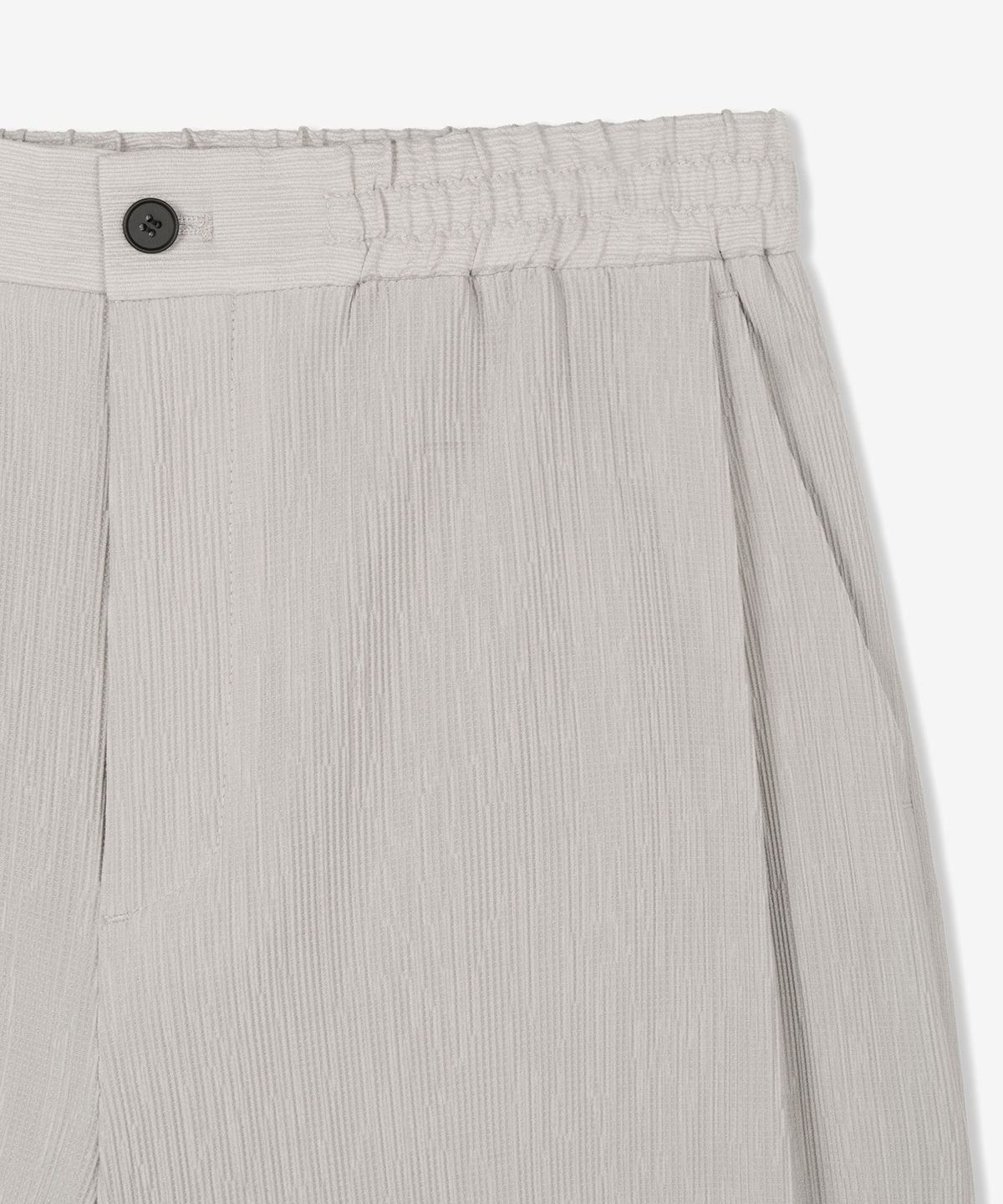 티엔지티(TNGT) Kinoshita Seersucker Shorts (Light Beige) TNPA6E208I2
