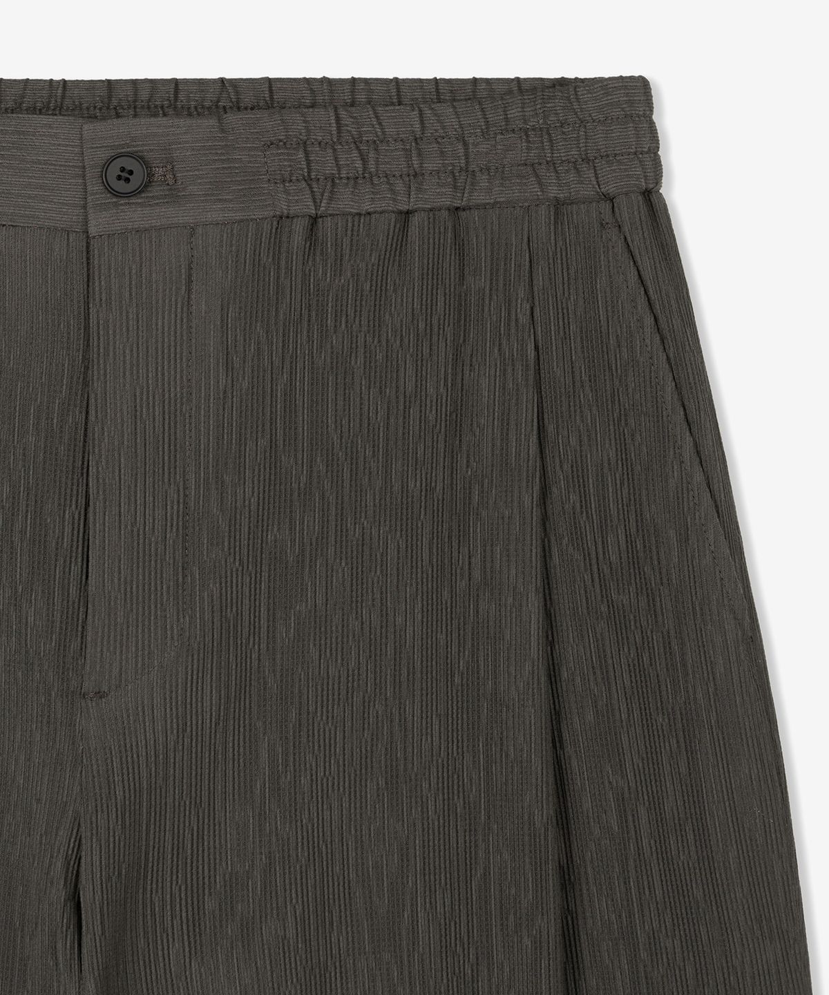 티엔지티(TNGT) Kinoshita Seersucker Semi-Wide Pants (Khaki) TNPA6E205K2
