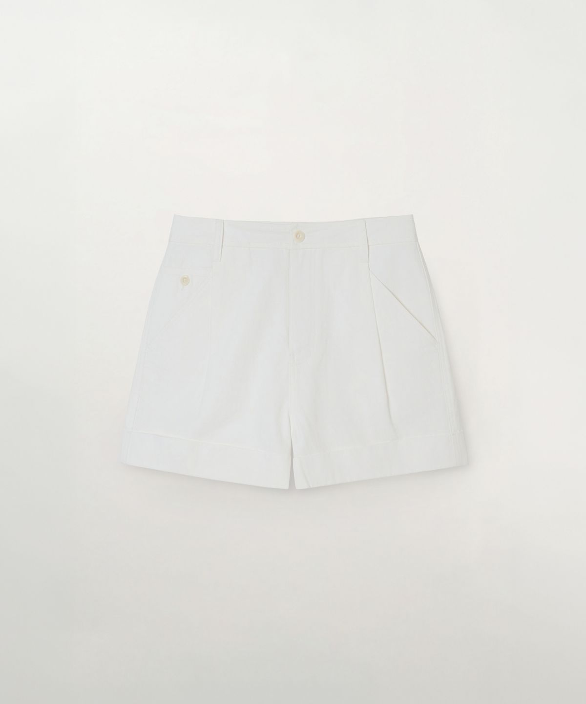 세터(SATUR) (W) 포켓 코튼 치노 쇼츠 화이트