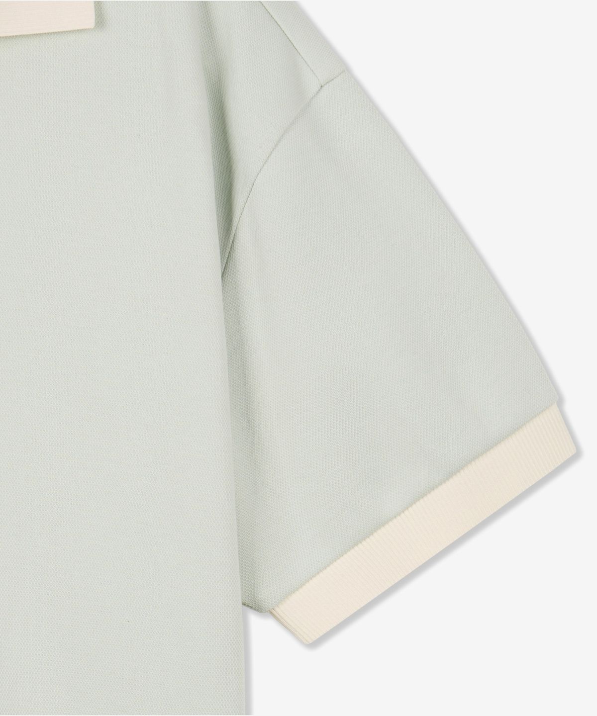 티엔지티(TNGT) Contrast Slit Neck Tee (Pistachio Green) TNTS6E211E2