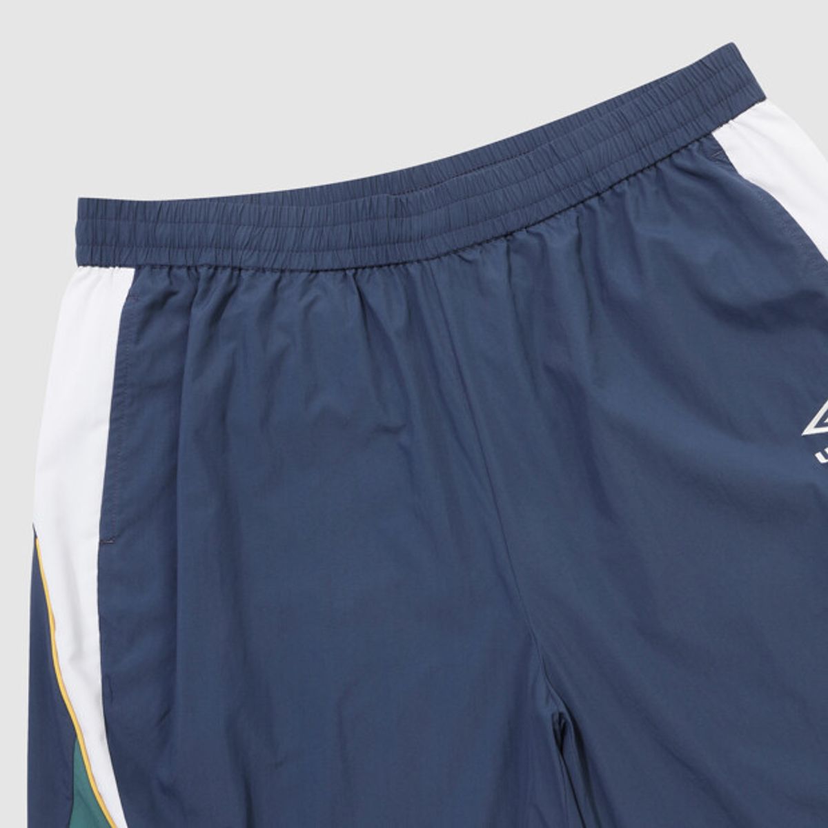 엄브로(UMBRO) HBL 풋볼 헤리티지 5부 반바지 네이비 UR223CHP51