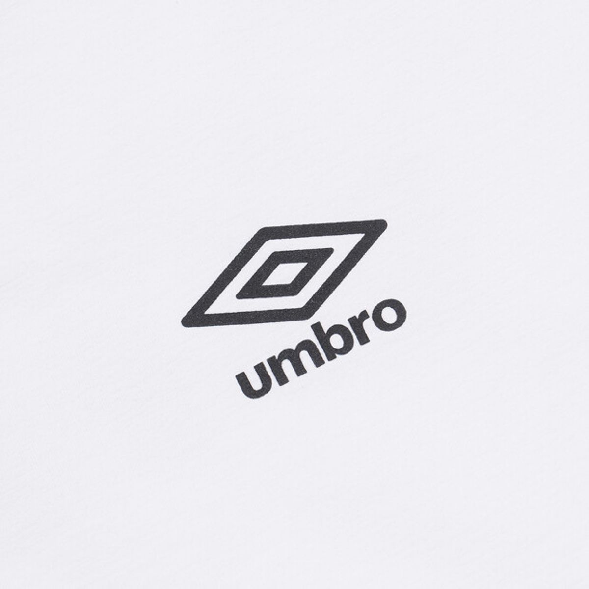엄브로(UMBRO) [QUICK-DRY] 쿨 스타터 머슬핏 프레쉬 슬리브리스 티셔츠 화이트 UR221CSL52