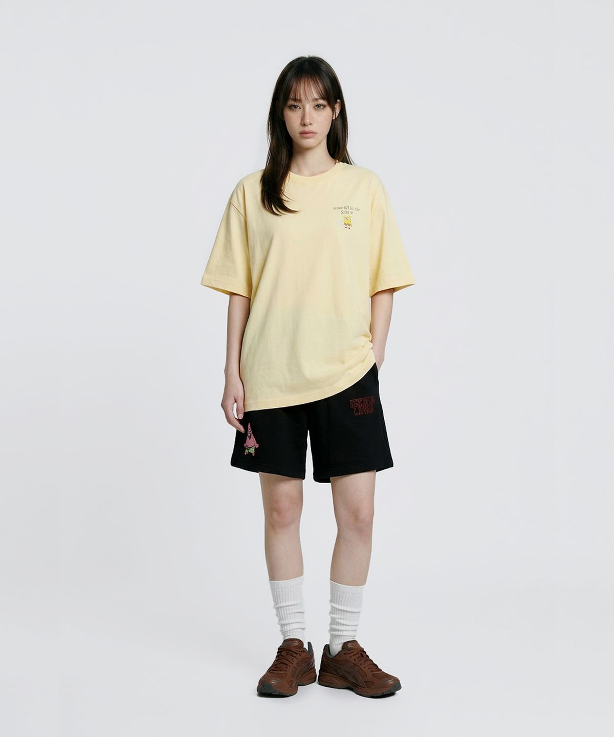 아크메드라비(ACME DE LA VIE) SPONGEBOB BASIC LOGO SHORT SLEEVE T-SHIRT