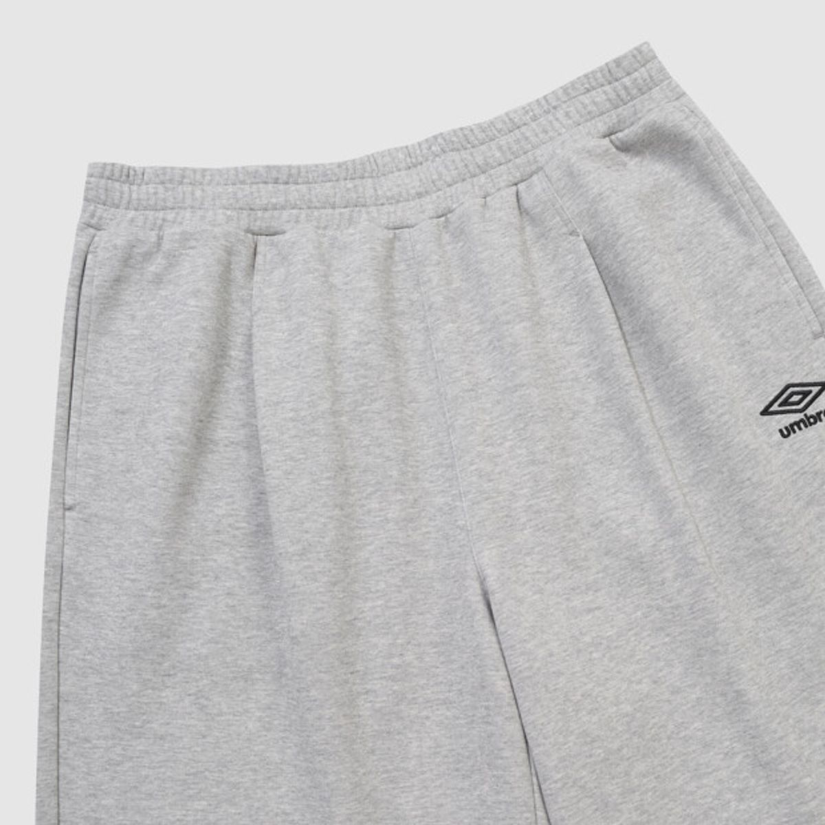 엄브로(UMBRO) 메쉬 이중지 6부 버뮤다 반바지 그레이 UR221CHP55