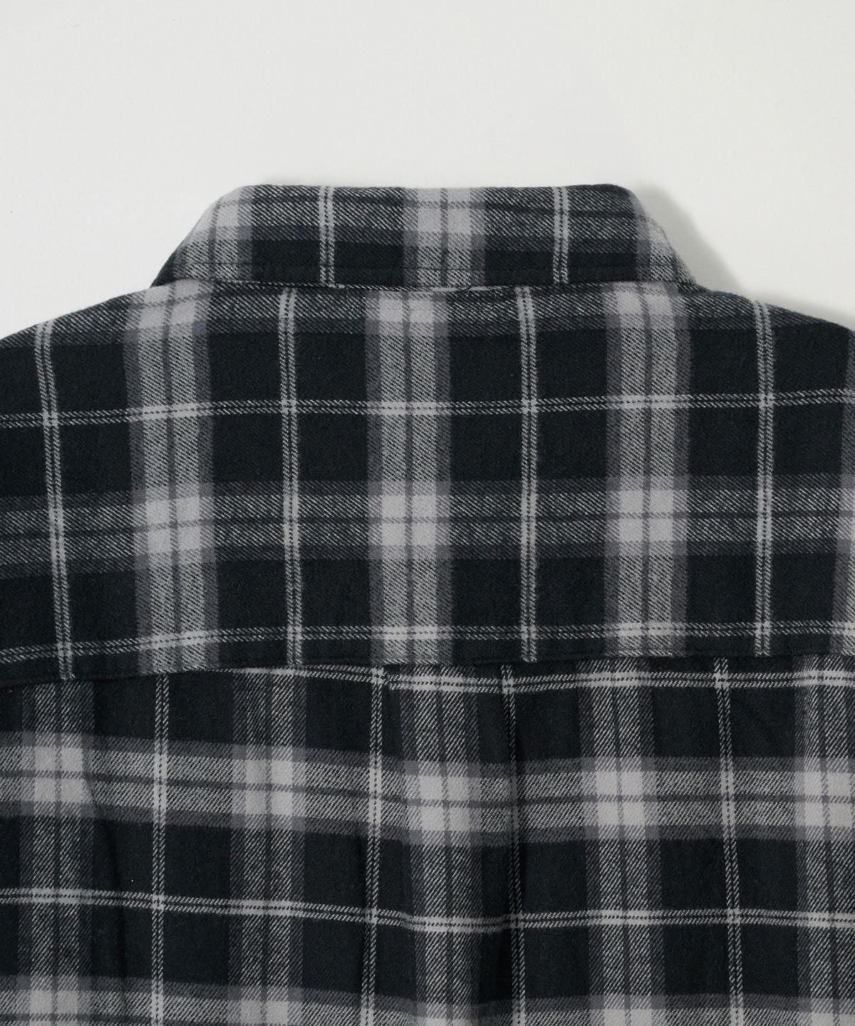 조질롱(JOJILONG) JN140 Soft Brushed Check Shirt - CHARCOAL