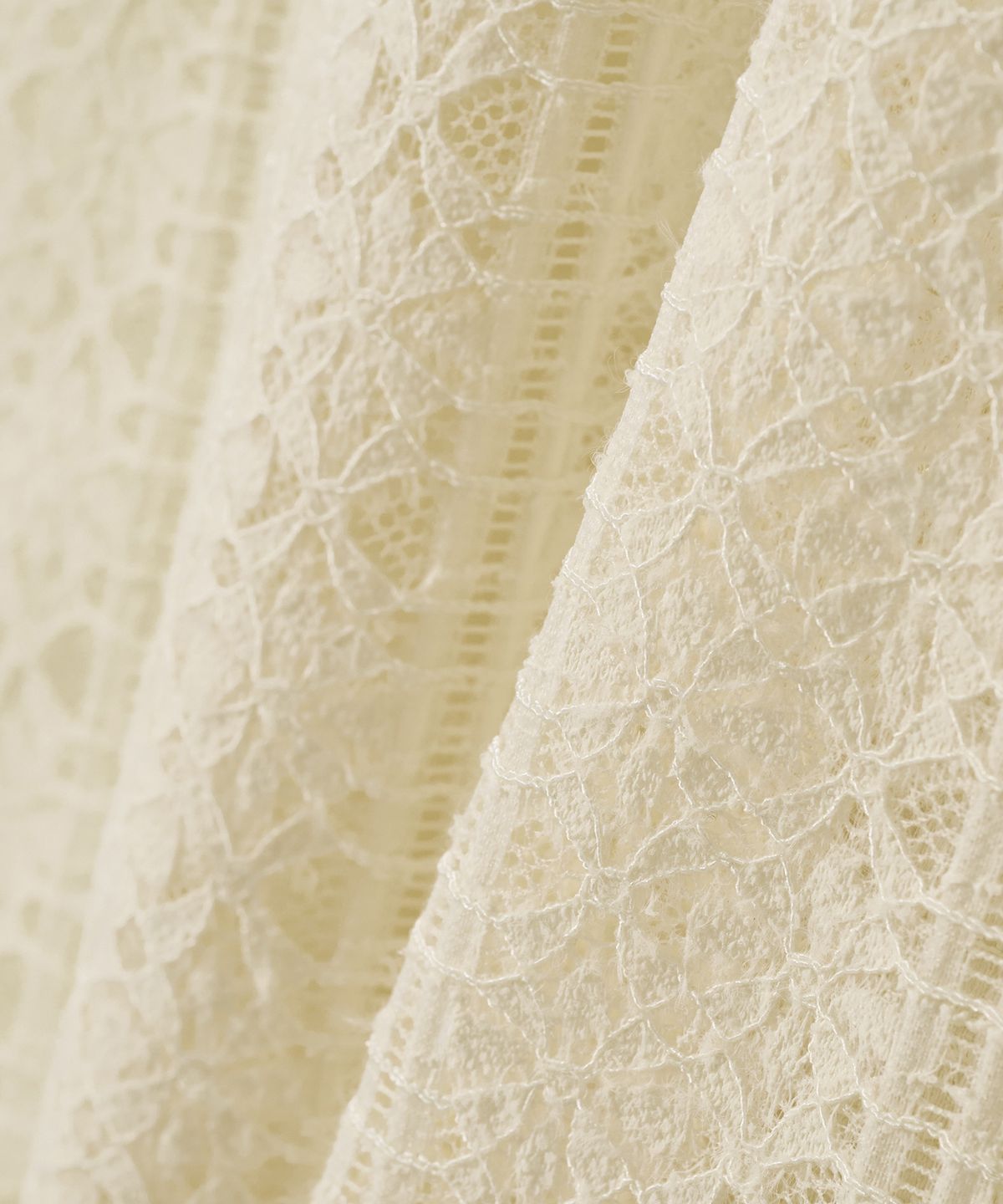 조질롱(JOJILONG) JN166 Lace Open Collar Half Shirt - IVORY