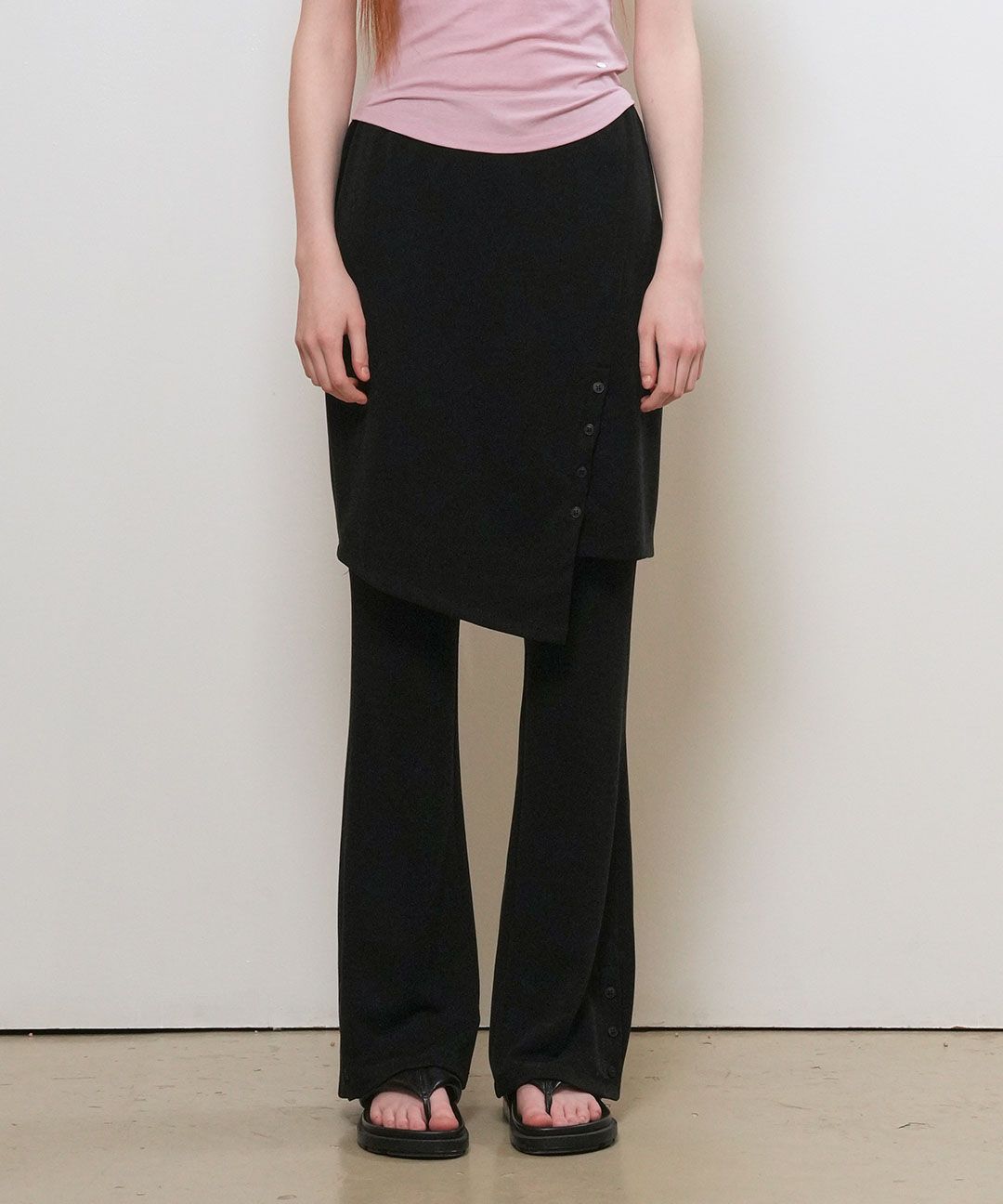 MUSINSA | GENERAL IDEA Button Slit Skirt Set Pants [BLACK] / GF2LPT511