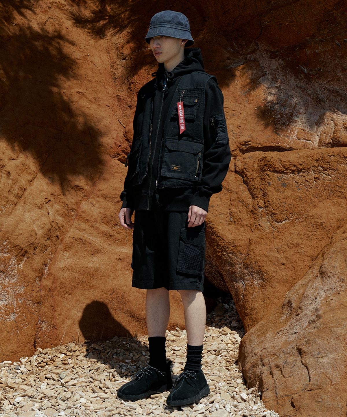 알파 인더스트리(ALPHA INDUSTRIES) 메쉬 유틸리티 쇼츠 블랙