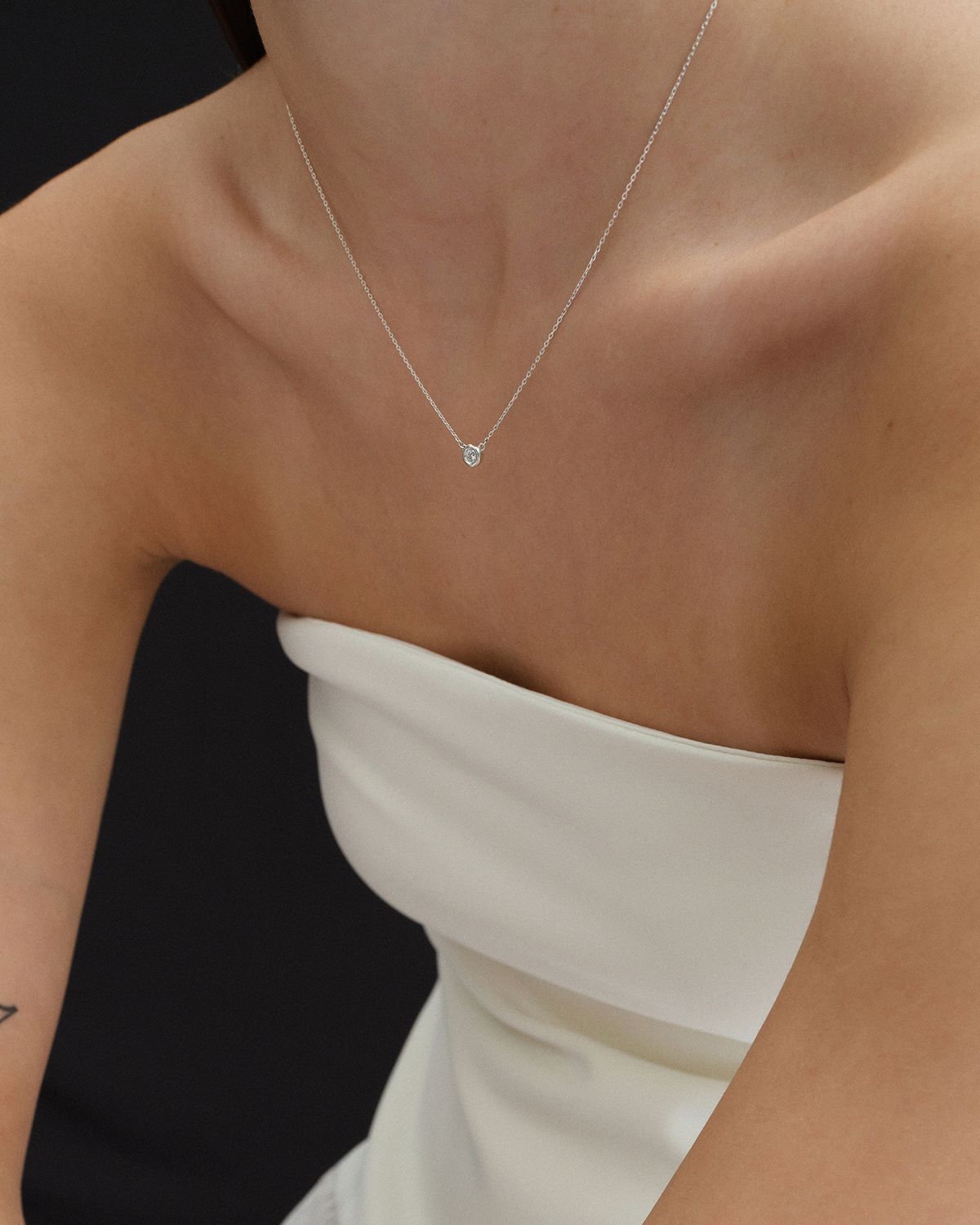어나더레이어(ANOTHERLAYER) Classic Bezel Necklace - Silver (silver925)