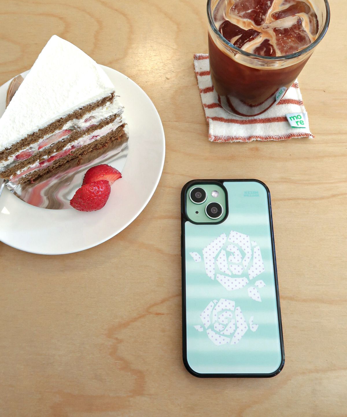 케짐 빌리지(KEZIM VILLAGE) Mint Rose case (glass bumper)