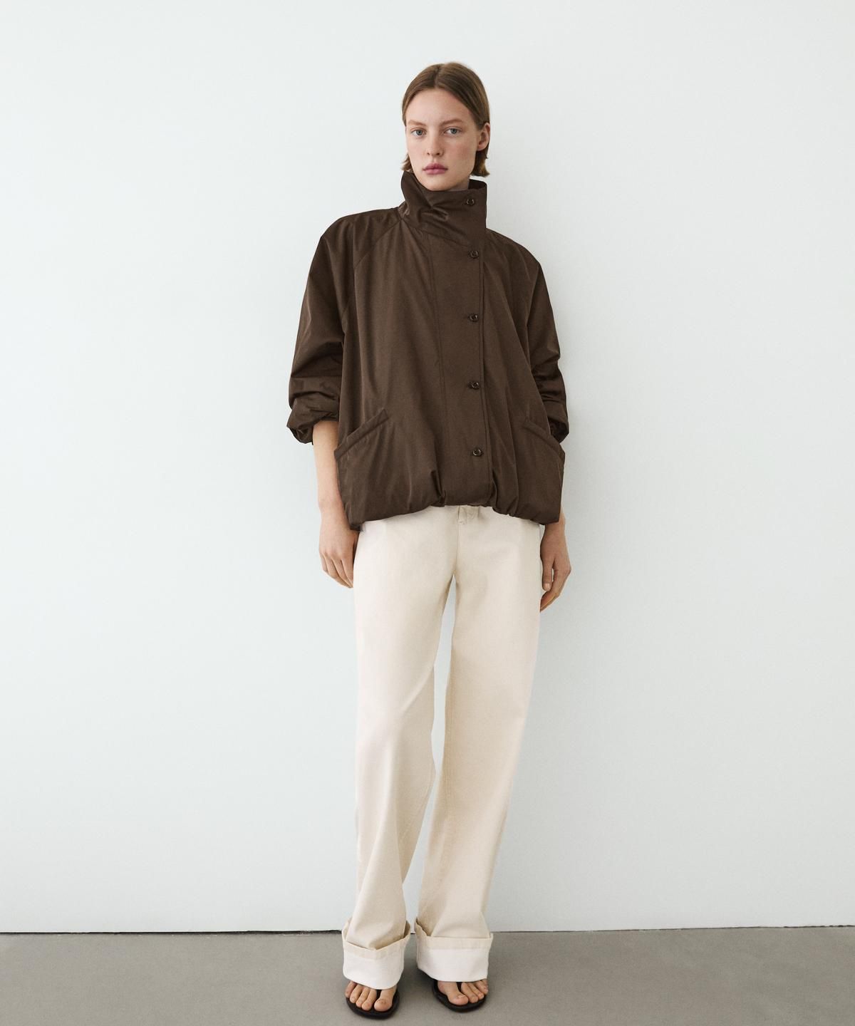 마시모두띠(MASSIMO DUTTI) 볼륨 패딩 재킷