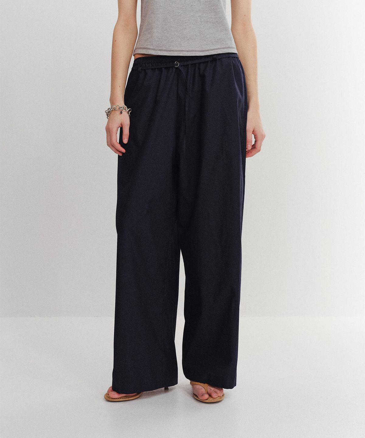 파로(FAHRO) COTTON WIDE PANTS NAVY