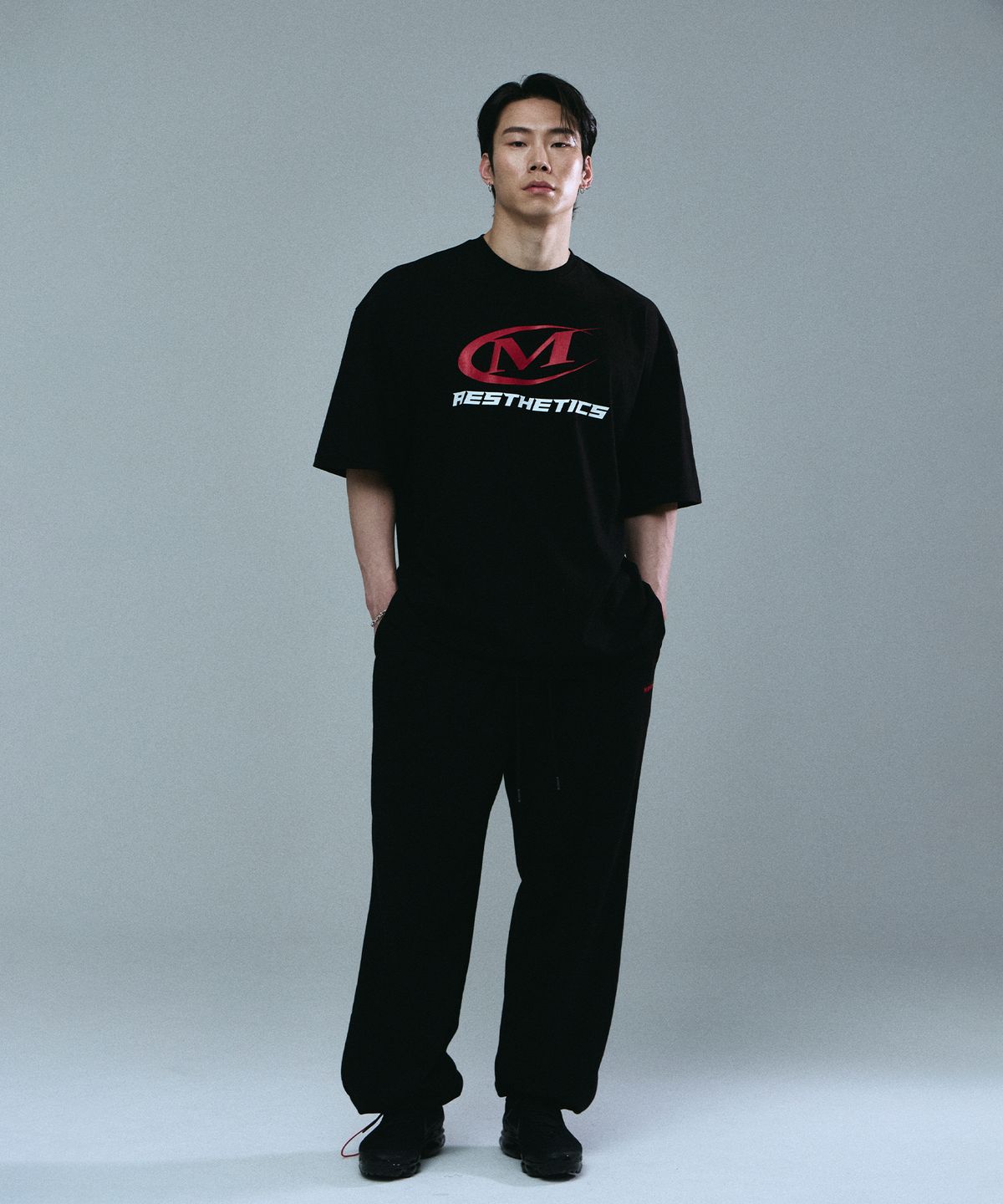 미학(MIHAK) 심볼 빅 로고 오버핏 티셔츠 (BLACK)
