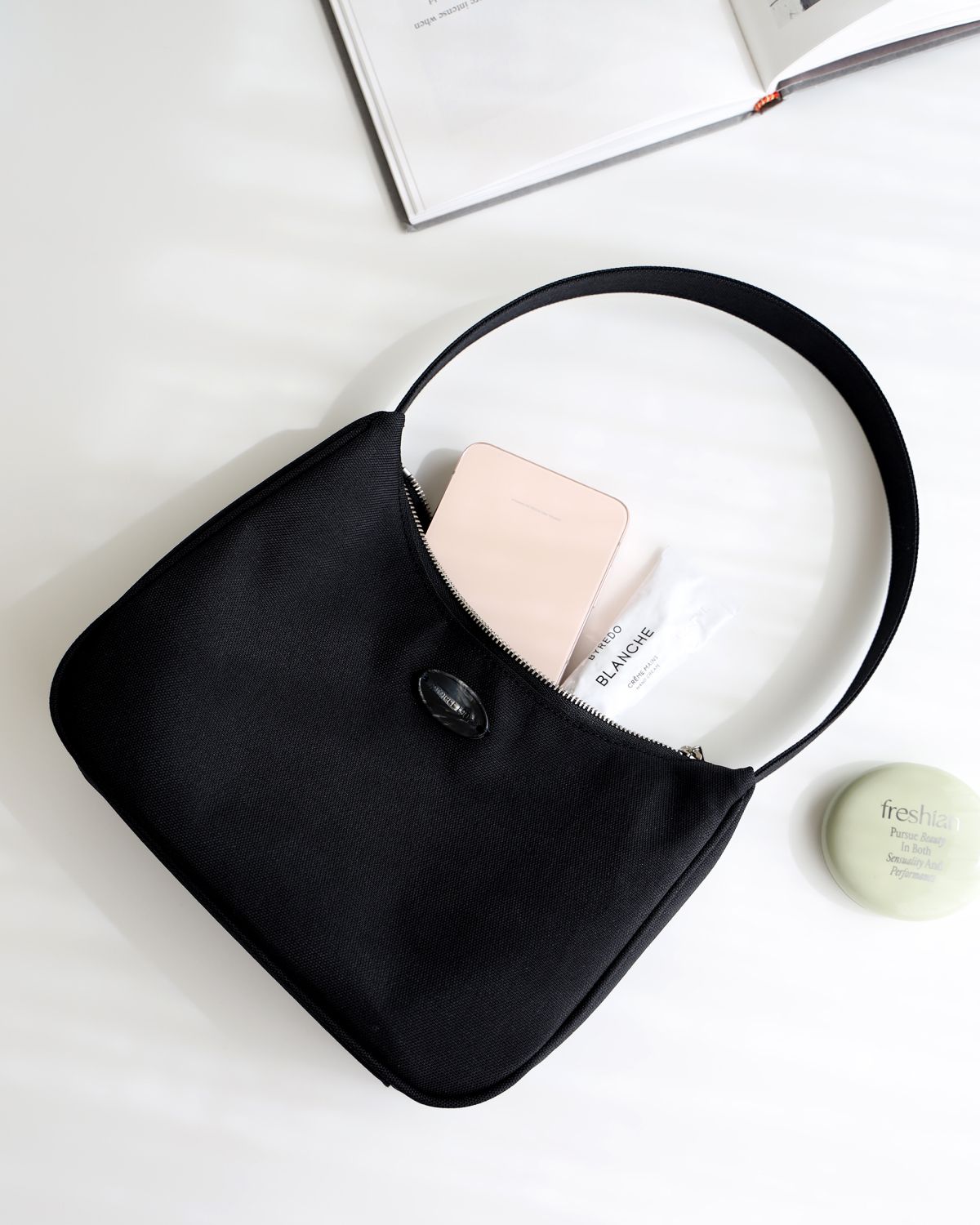 프로젝트 1907(PROJECT1907) [PLASTIC] Mini Hobobag2 (Black)