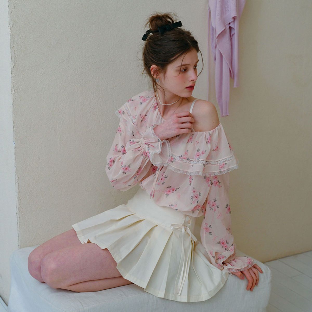쎄무아듀(CEST MOIDEW) Cest_Floral ruffle chiffon blouse