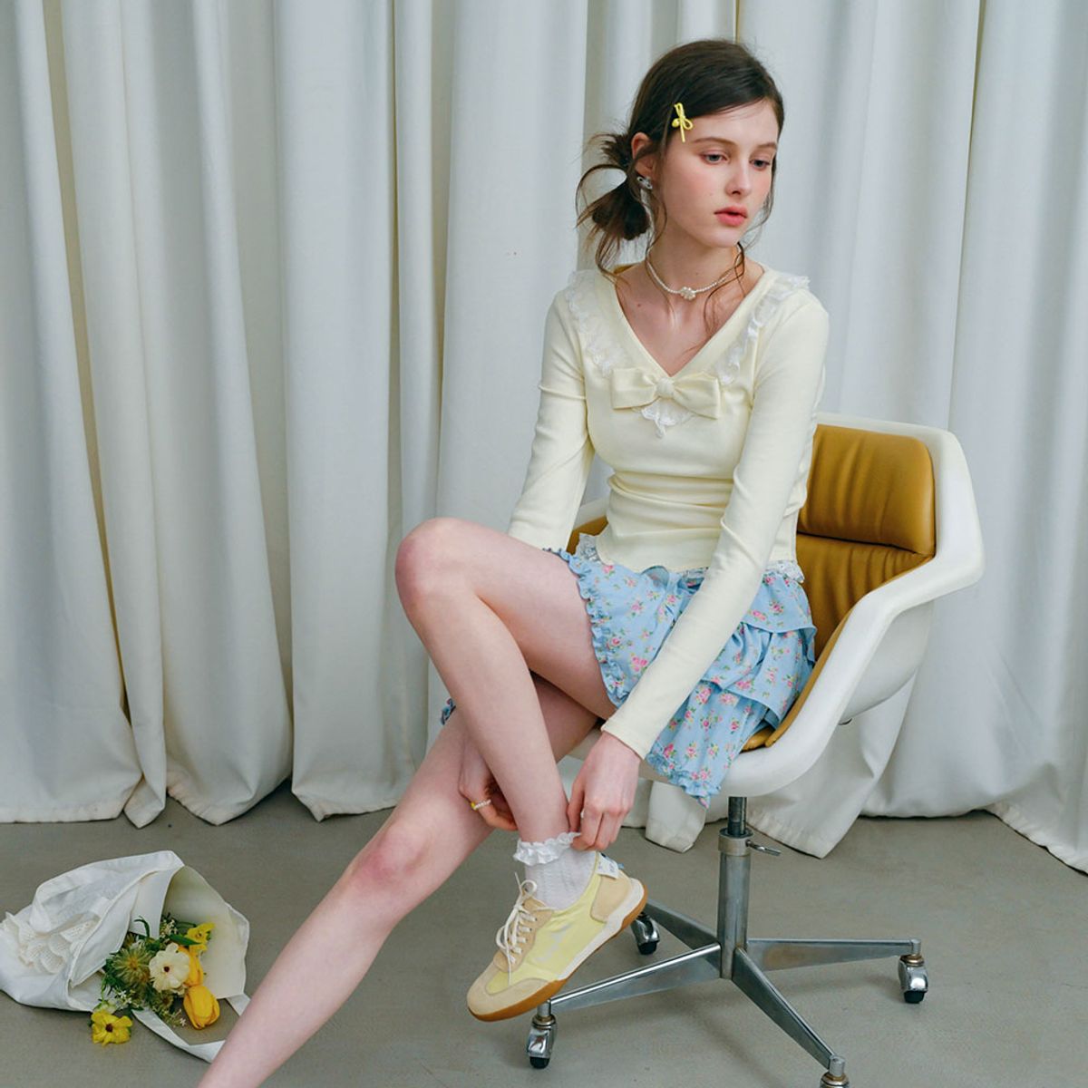 쎄무아듀(CEST MOIDEW) Cest_Ribbon lace slim long sleeve top