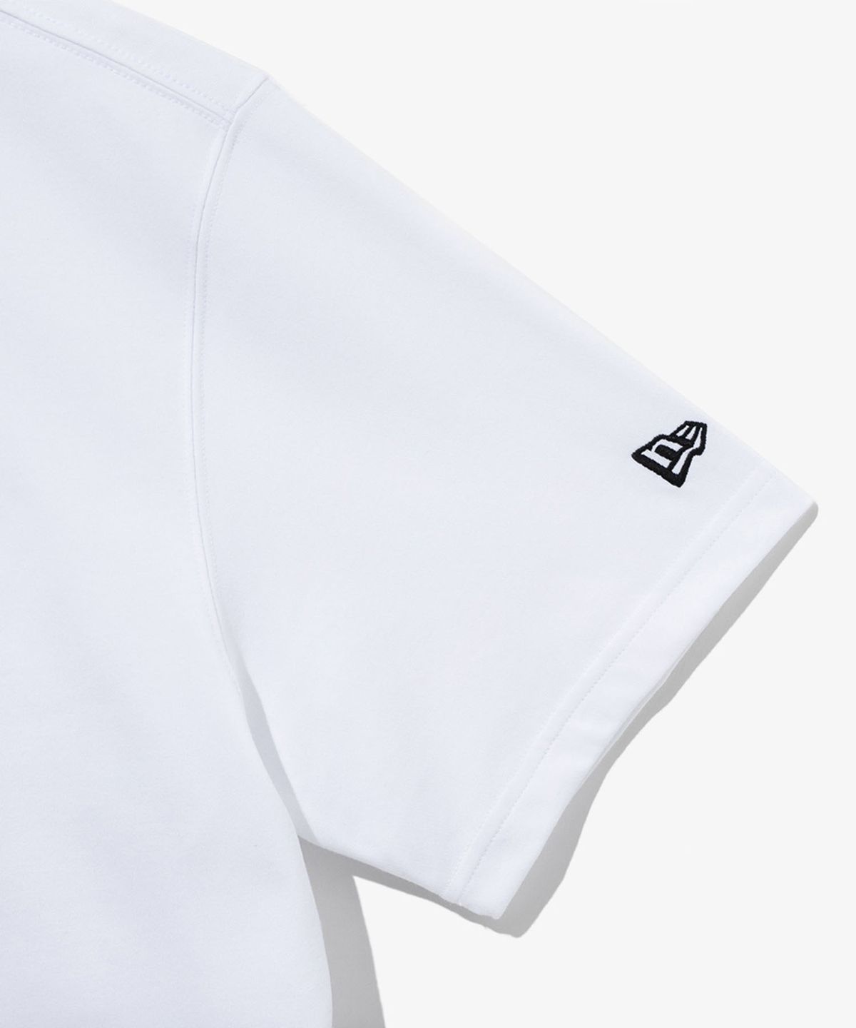 뉴에라(NEW ERA) 에센셜 3팩 포켓 반팔 티셔츠 화이트