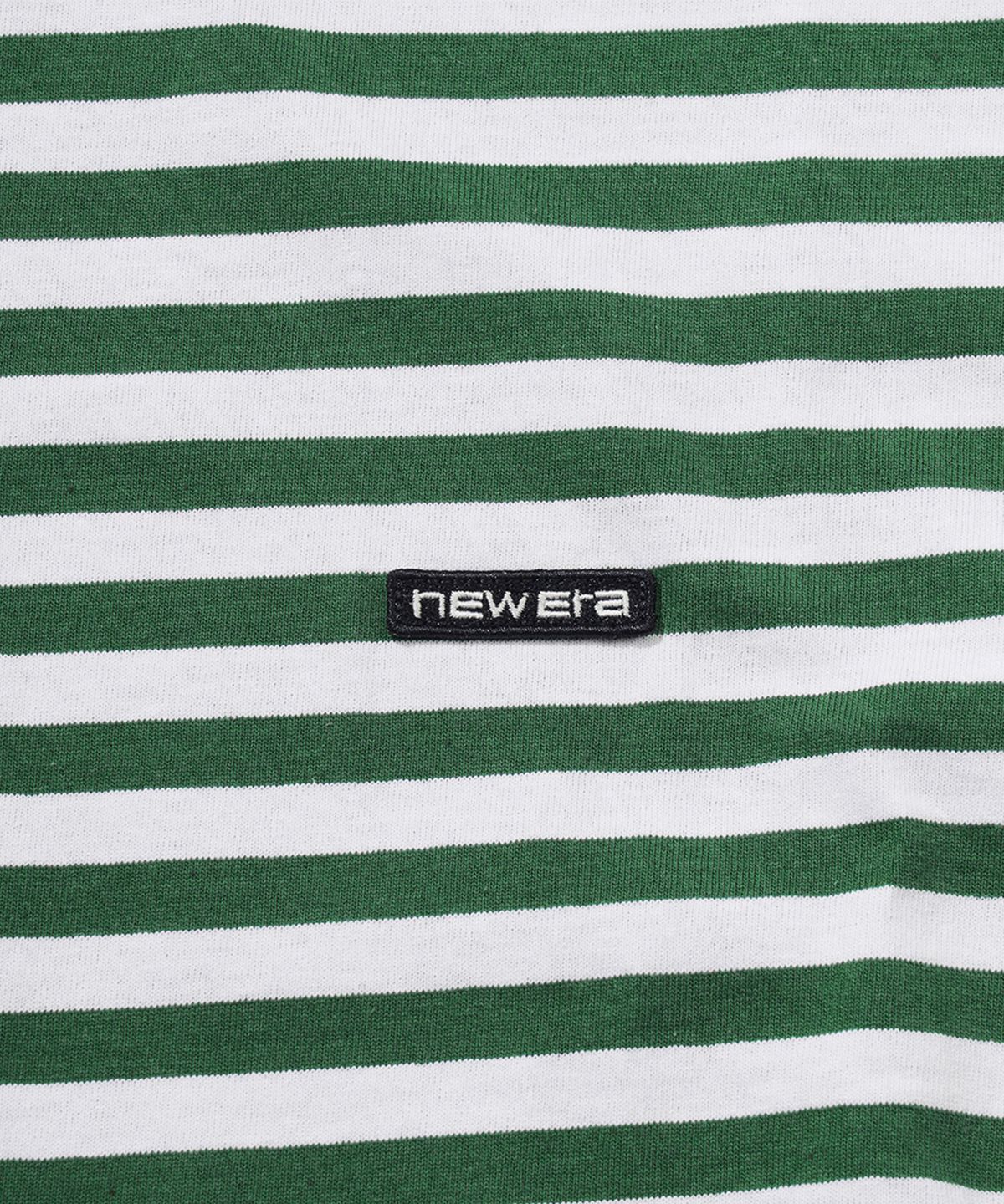 뉴에라(NEW ERA) 마이크로 스트라이프 티셔츠 화이트/포레스트
