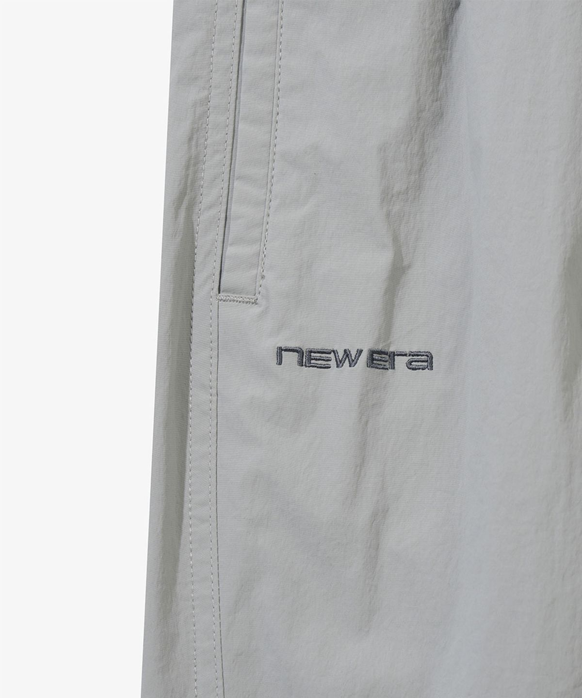 뉴에라(NEW ERA) 이지 밴딩 숏 팬츠 라이트 그레이