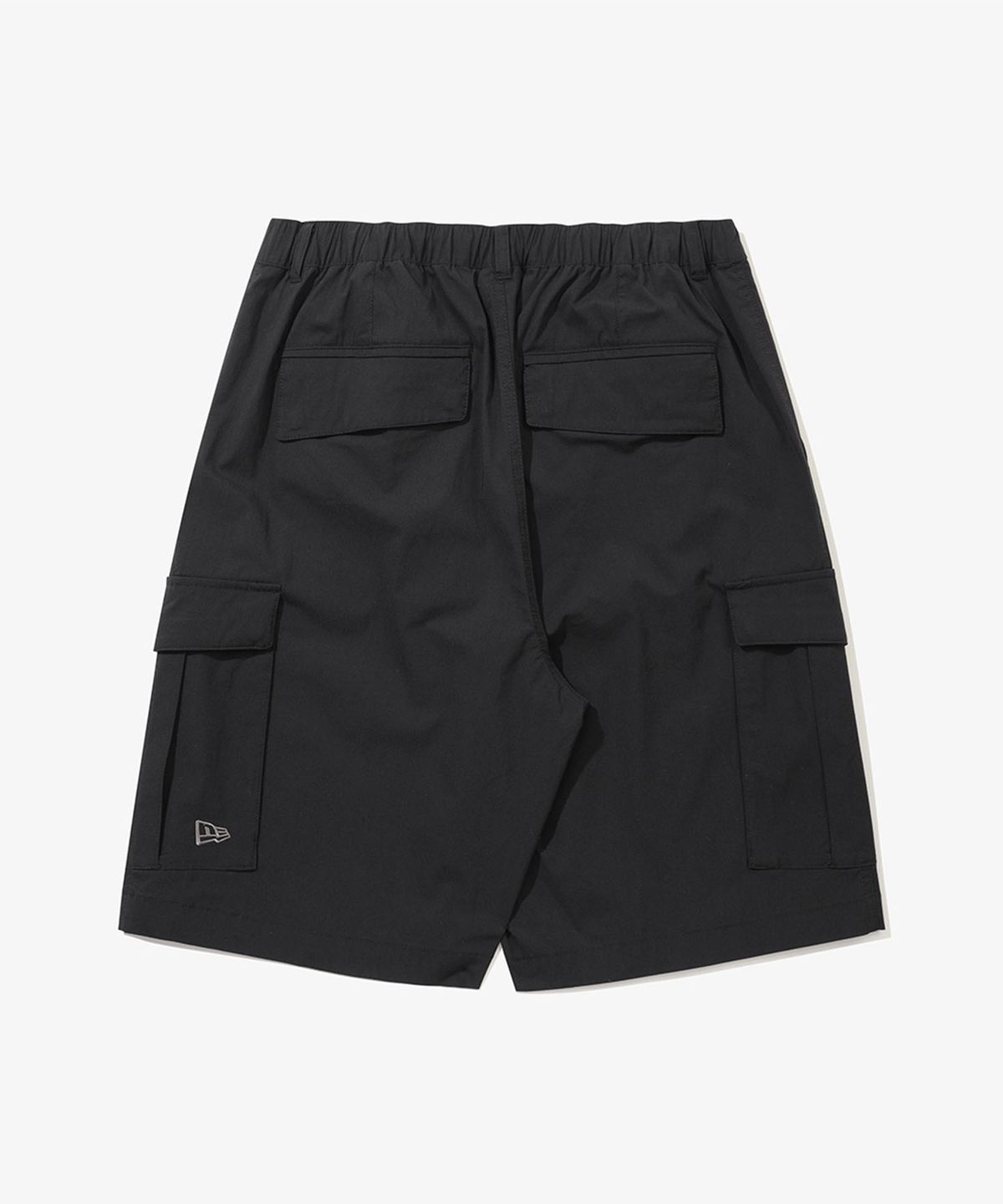 뉴에라(NEW ERA) 카고 하프 팬츠 블랙
