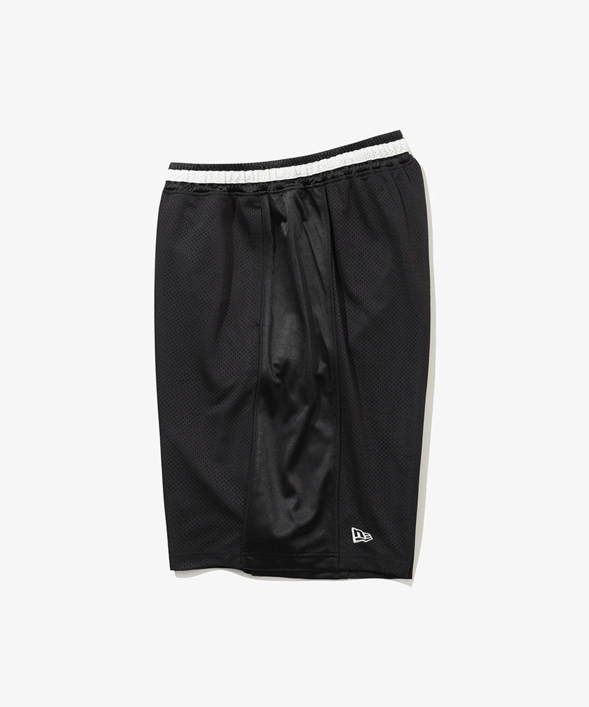 뉴에라(NEW ERA) 버뮤다 메쉬 숏 팬츠 블랙