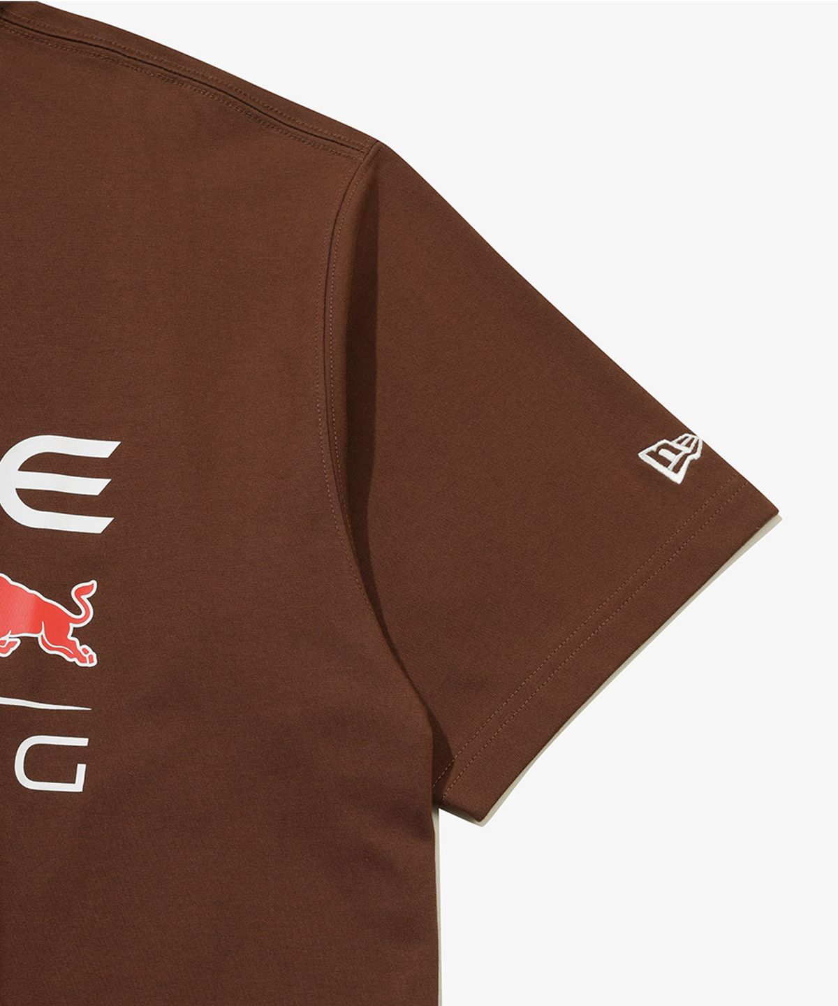 뉴에라(NEW ERA) 오라클 레드불 레이싱 로고 티셔츠 브라운