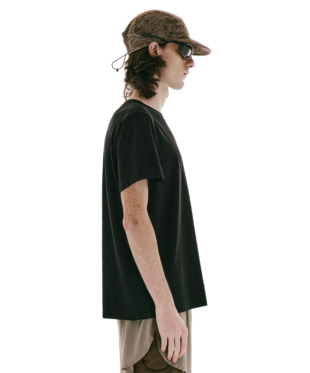 콜드웜(COLDWARM) OUL Graphic T-Shirt (Black)