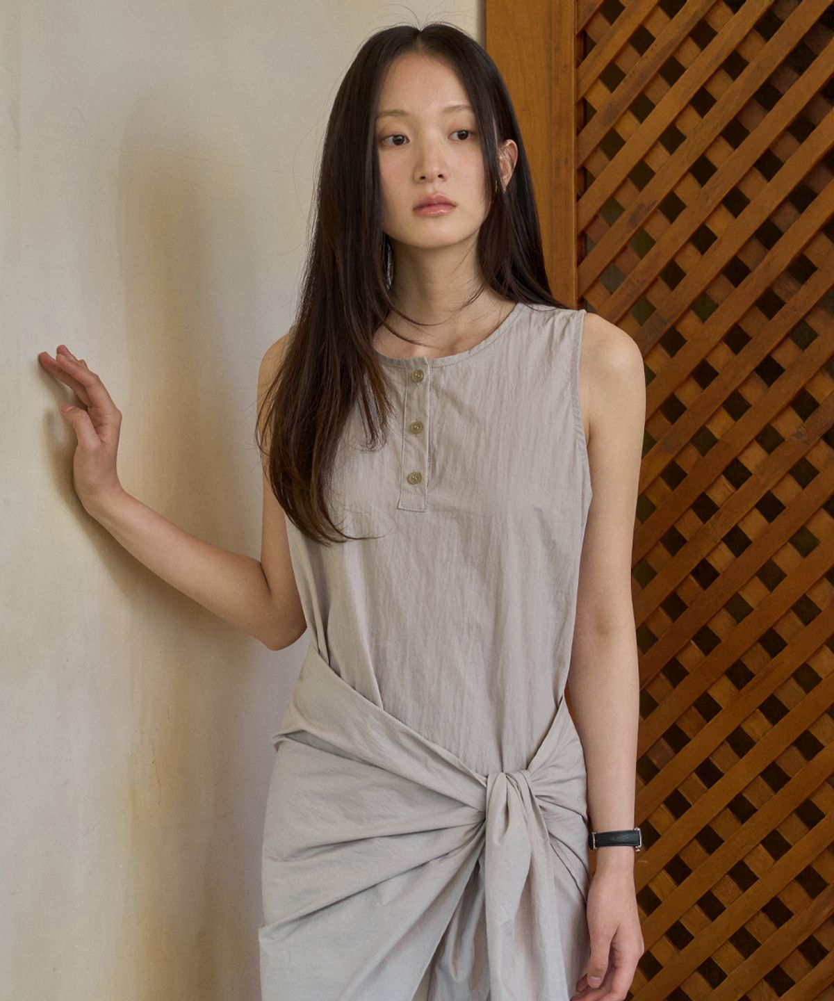 웬즈데이오아시스 포 우먼(WEDNESDAYOASISFORWOMEN) 퓨어 헨리 랩 원피스_BEIGE(WB6OP02)
