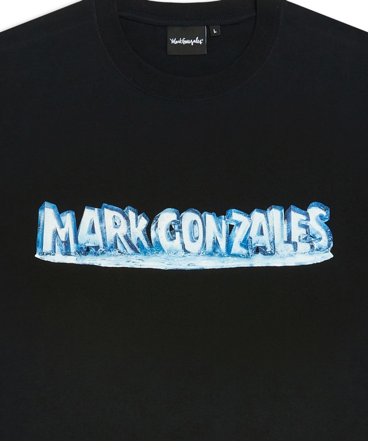 마크곤잘레스(MARK GONZALES) MG 아이스 로고 반팔 티셔츠 - BLACK