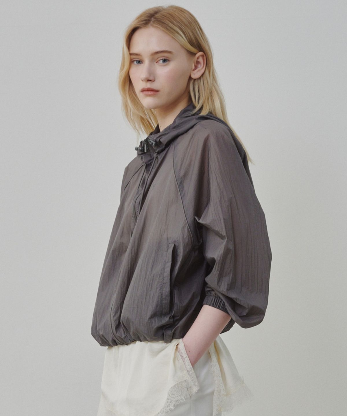 올리브 데 올리브(OLIVE DES OLIVE) 나일론 경량 후드 바람막이 OW6MM4060