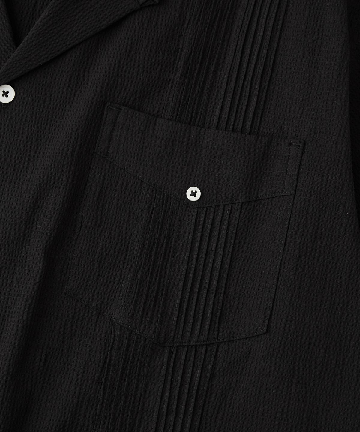 아웃스탠딩(OUTSTANDING) SEERSUCKER GUAYABERA CUBA HALF SHIRT_BLACK