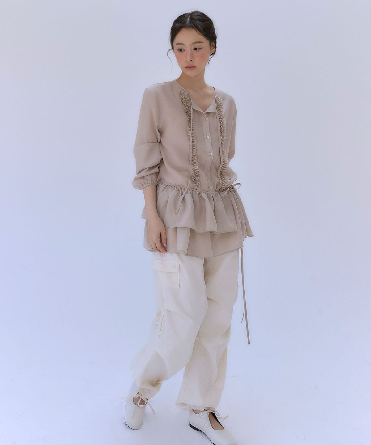 아우로(OURO) COTTON POCKET JOGGER PANTS [ ECRU ]