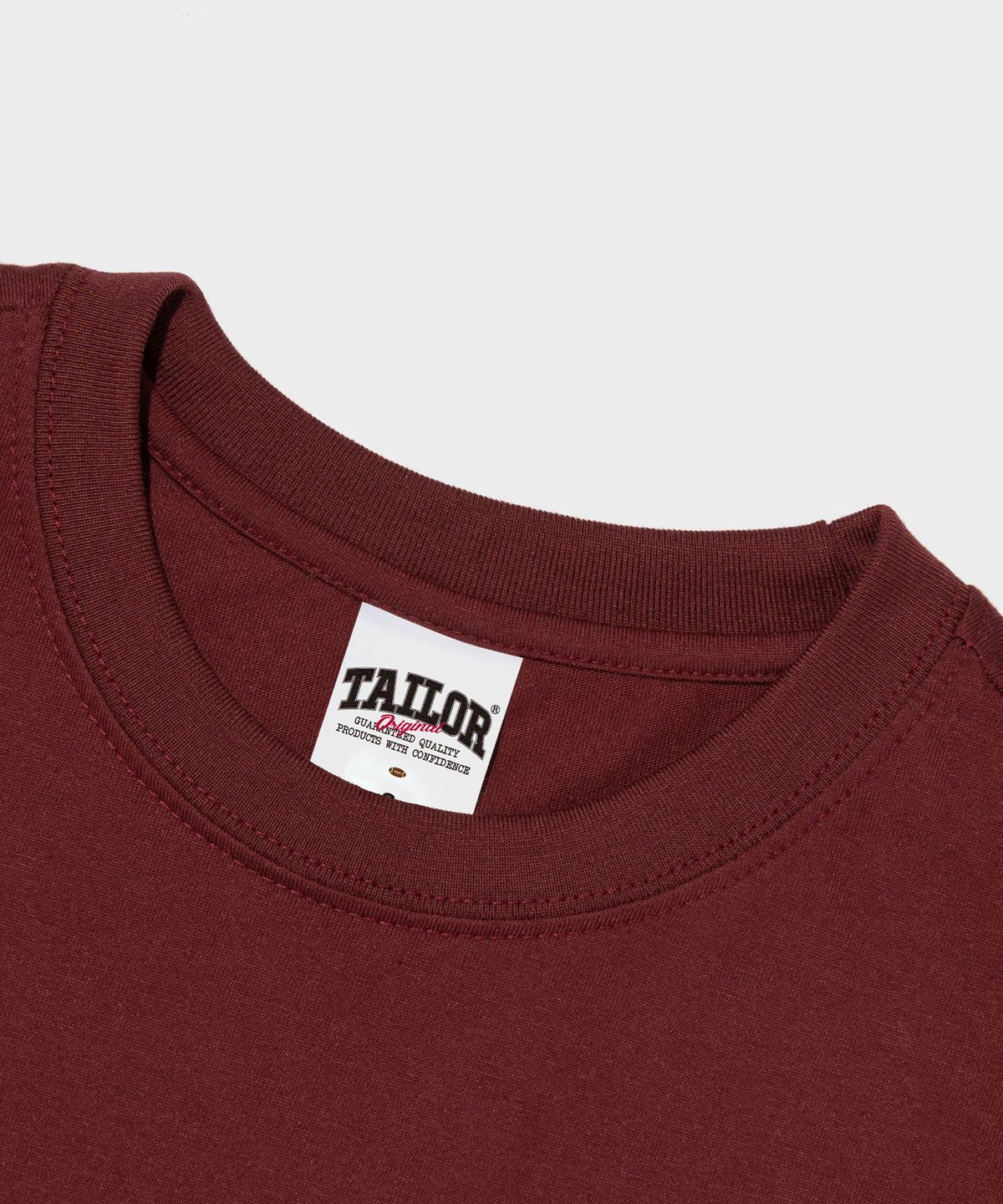 테일러 스튜디오(TAILOR STUDIO) 테일러 체크 아크 로고 반팔티 (와인)
