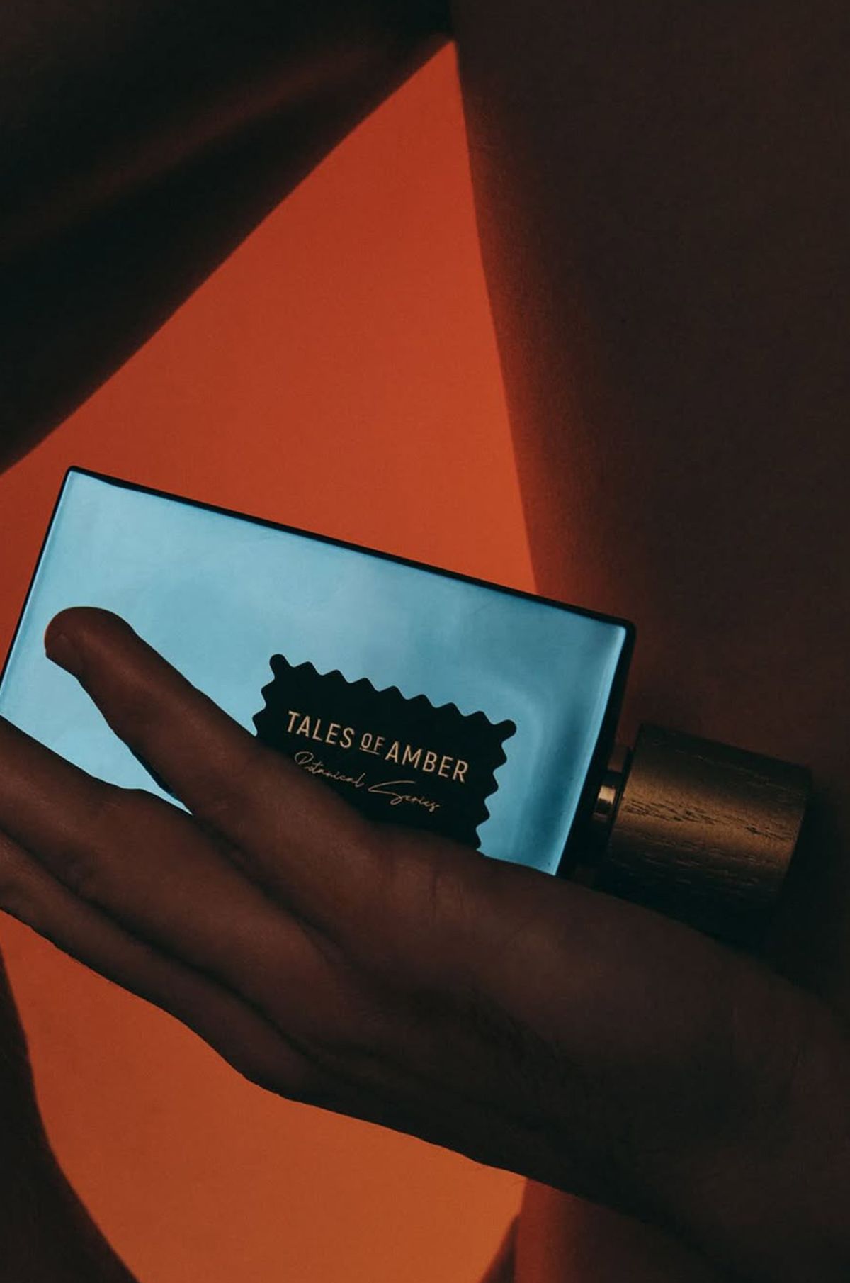 골드필드 앤 뱅크스(GOLDFIELD&BANKS) 테일즈 오브 앰버 100ml