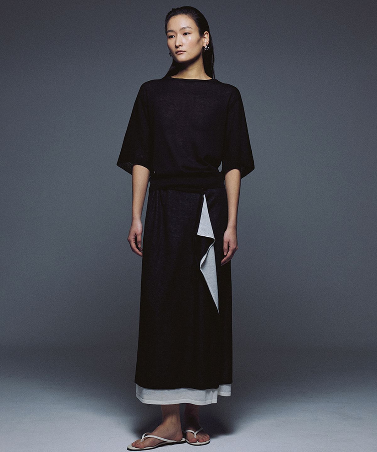우마뭉(UMARMUNG) Fine Cotton Half Sleeve Pullover_Black