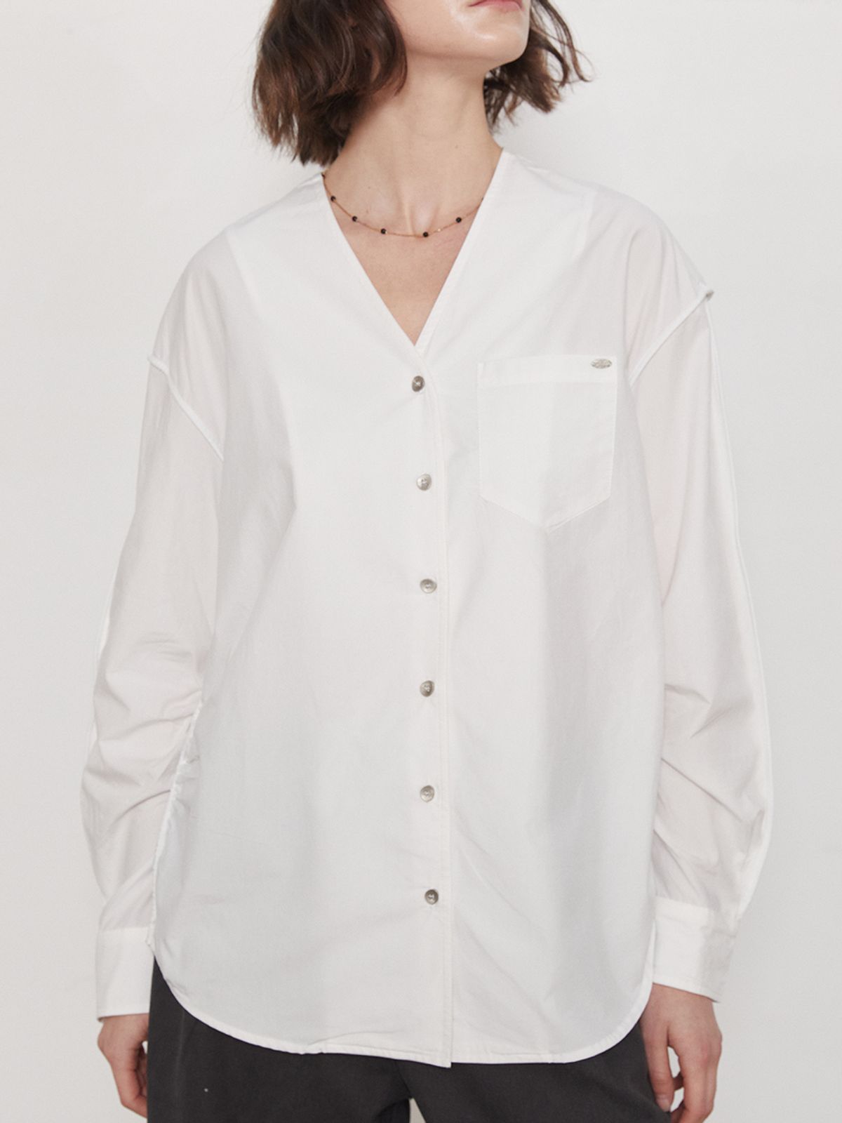 레이허(RAYHER) STRUCTURE V-NECK SHIRT
