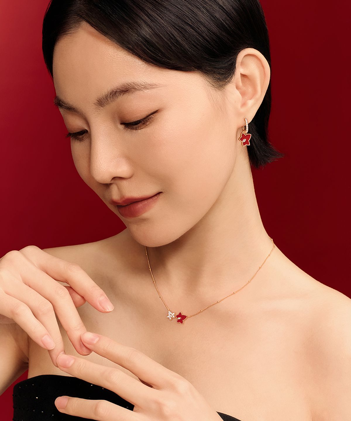 롤라로즈(LOLA ROSE) Ivy 커넬리언 레드 큐빅 드롭귀걸이