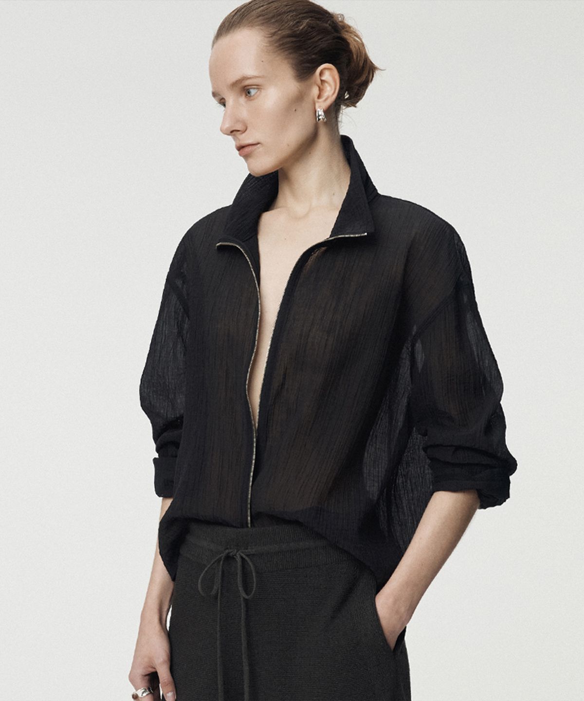 우마뭉(UMARMUNG) Crinkled Cotton Zipup Jacket_Black