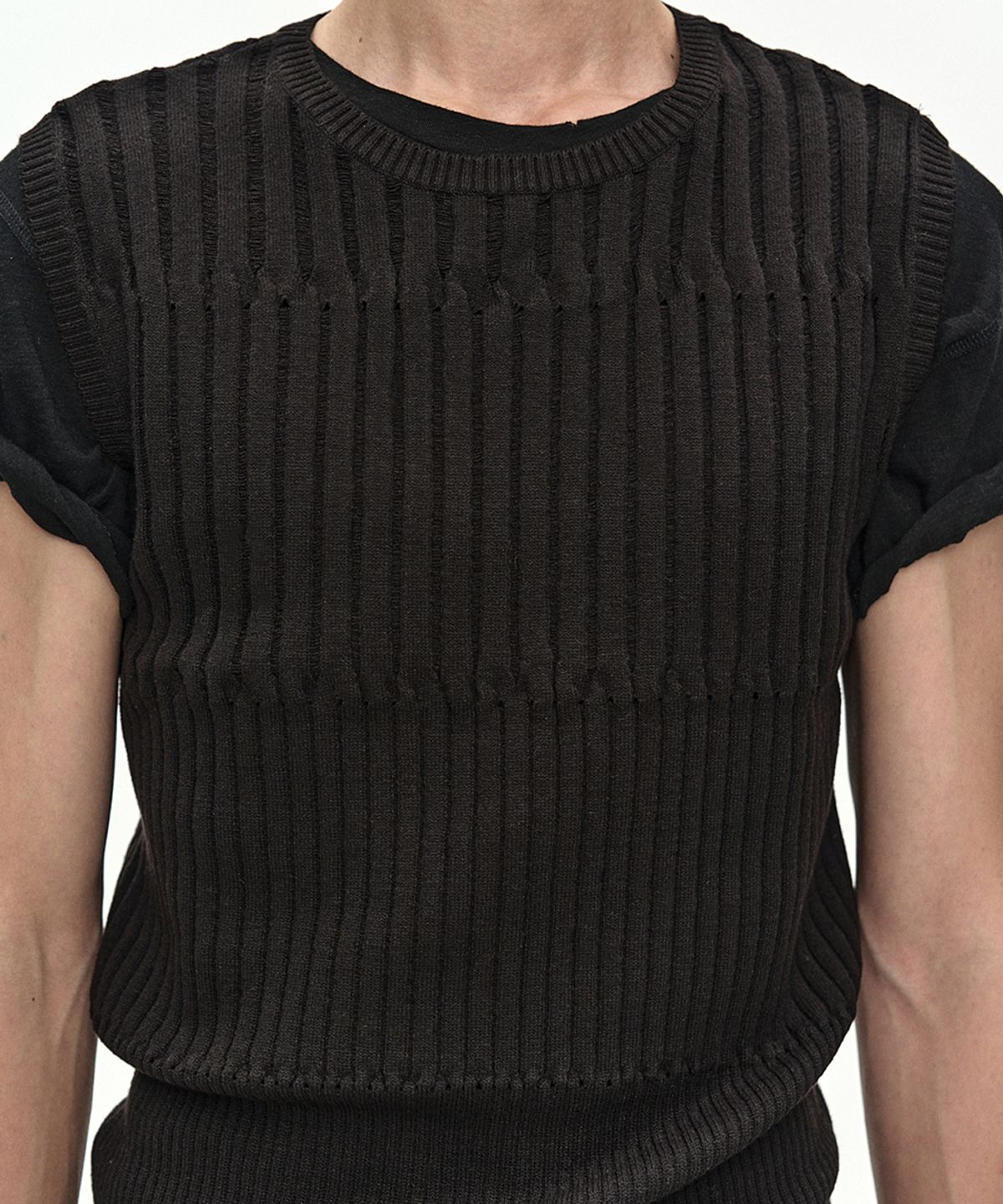 앤더슨벨(ADSB ANDERSSON BELL) FORD KNIT SLEEVELESS atb1535m(BLACK)