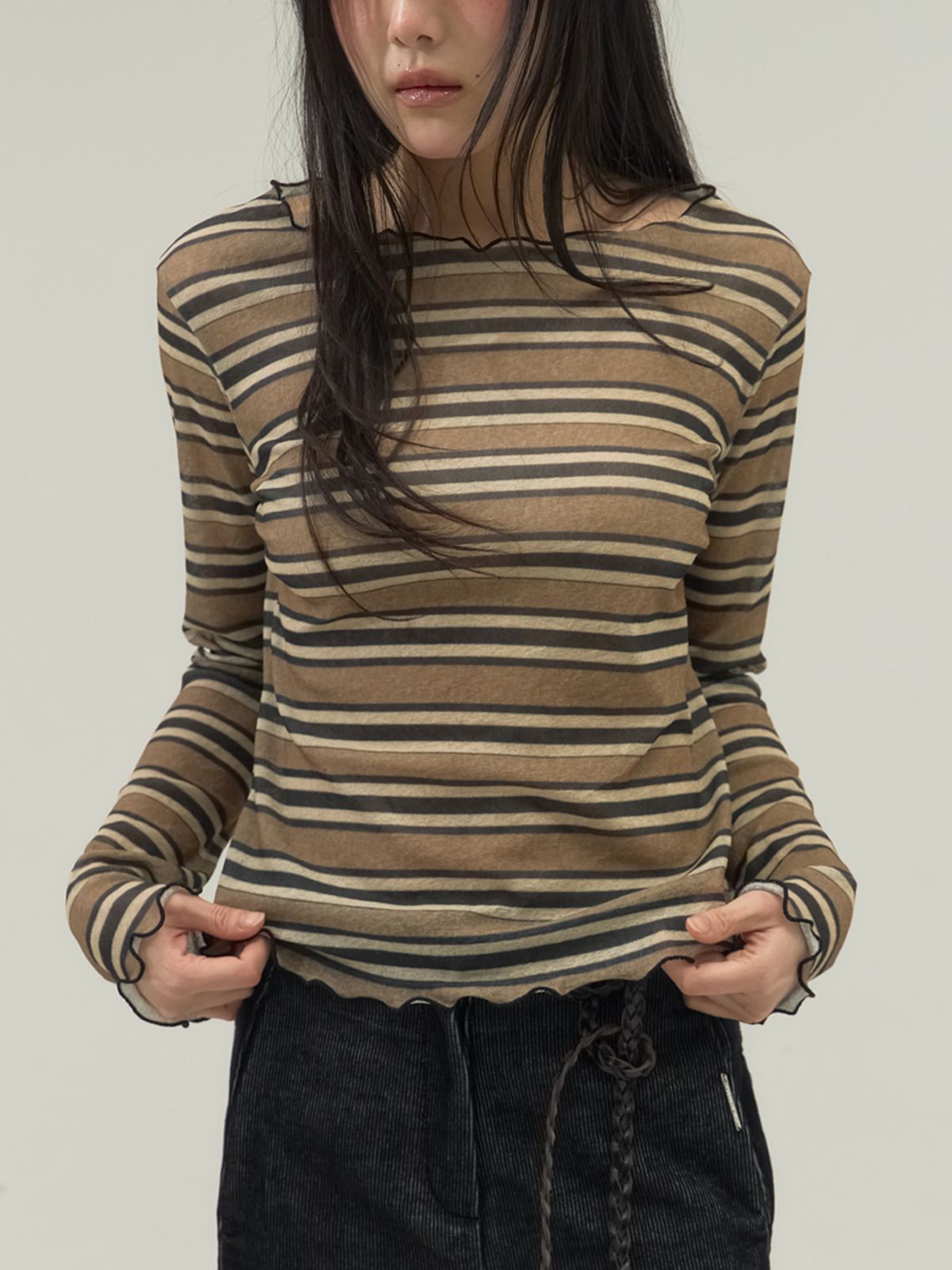 쏘리, 투 머치 러브(SORRY, TOO MUCH LOVE) Faded  Stripe Boatneck Top_Black