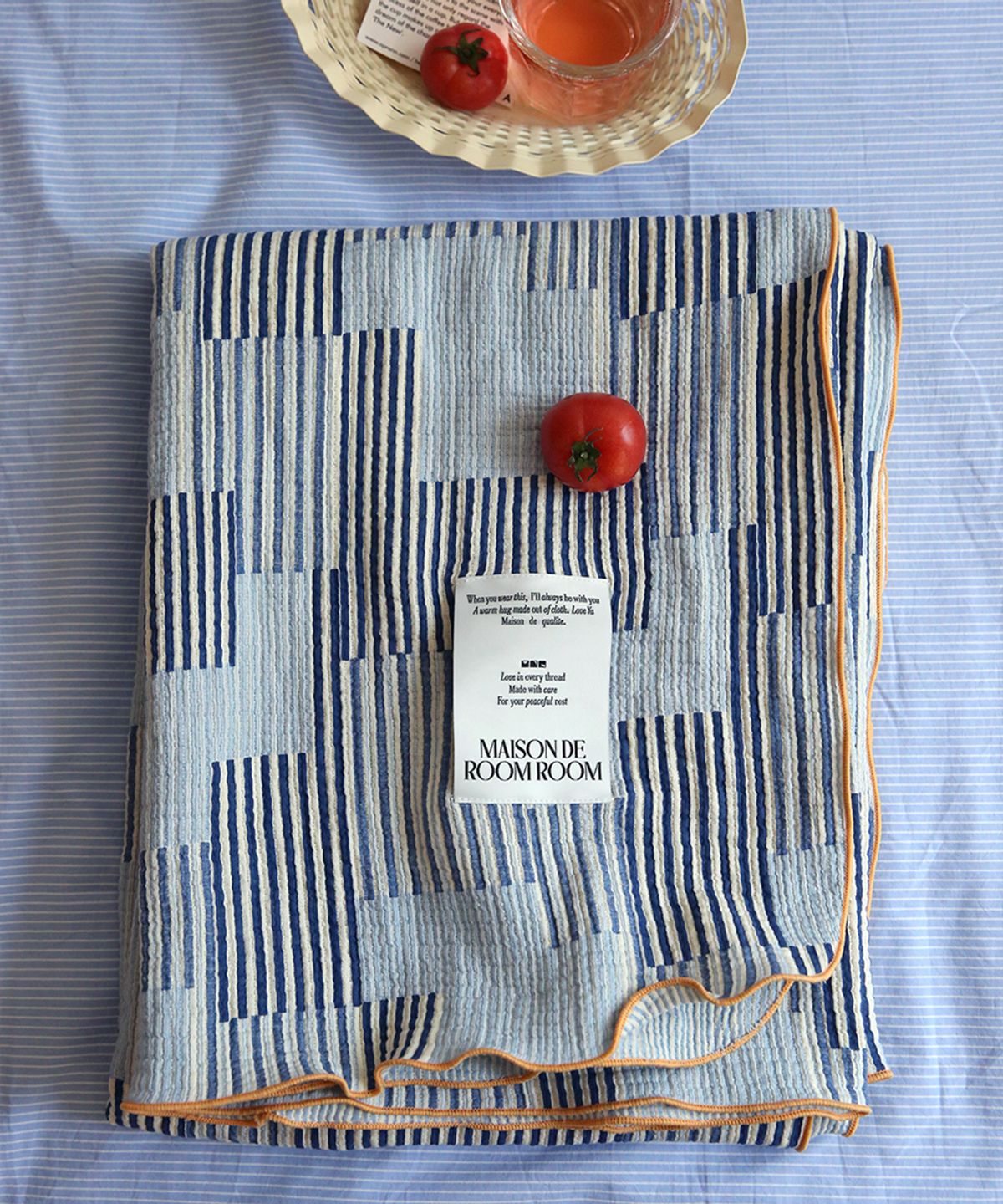 메종드룸룸(MAISON DE ROOMROOM) 뮬리 트리플 거즈 블랭킷 레드 라즈베리&블루 스트라이프&체리
