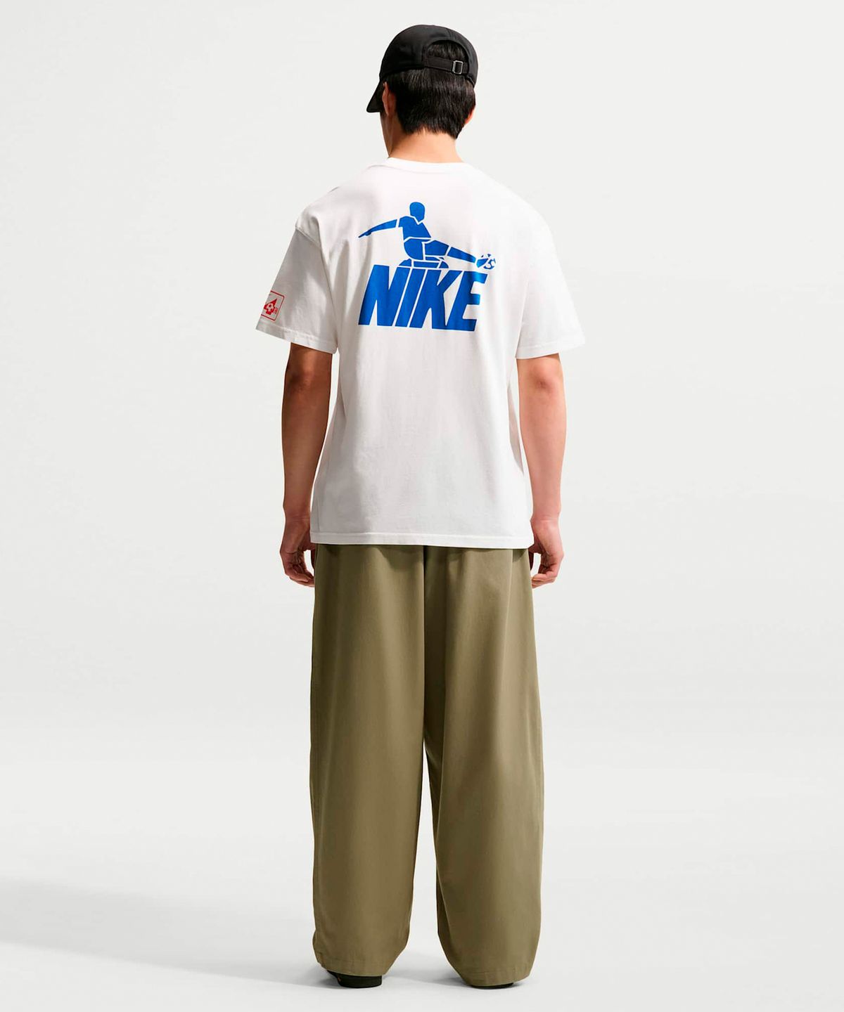나이키(NIKE) 스포츠웨어 티셔츠 M - 세일 / IR5775-133