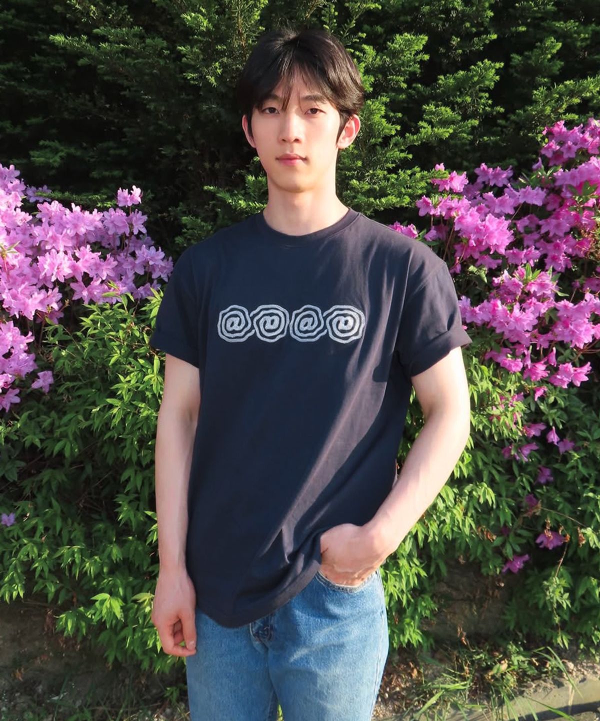 인템포무드(INTEMPOMOOD) 스크롤 메이즈 티셔츠 : 3컬러