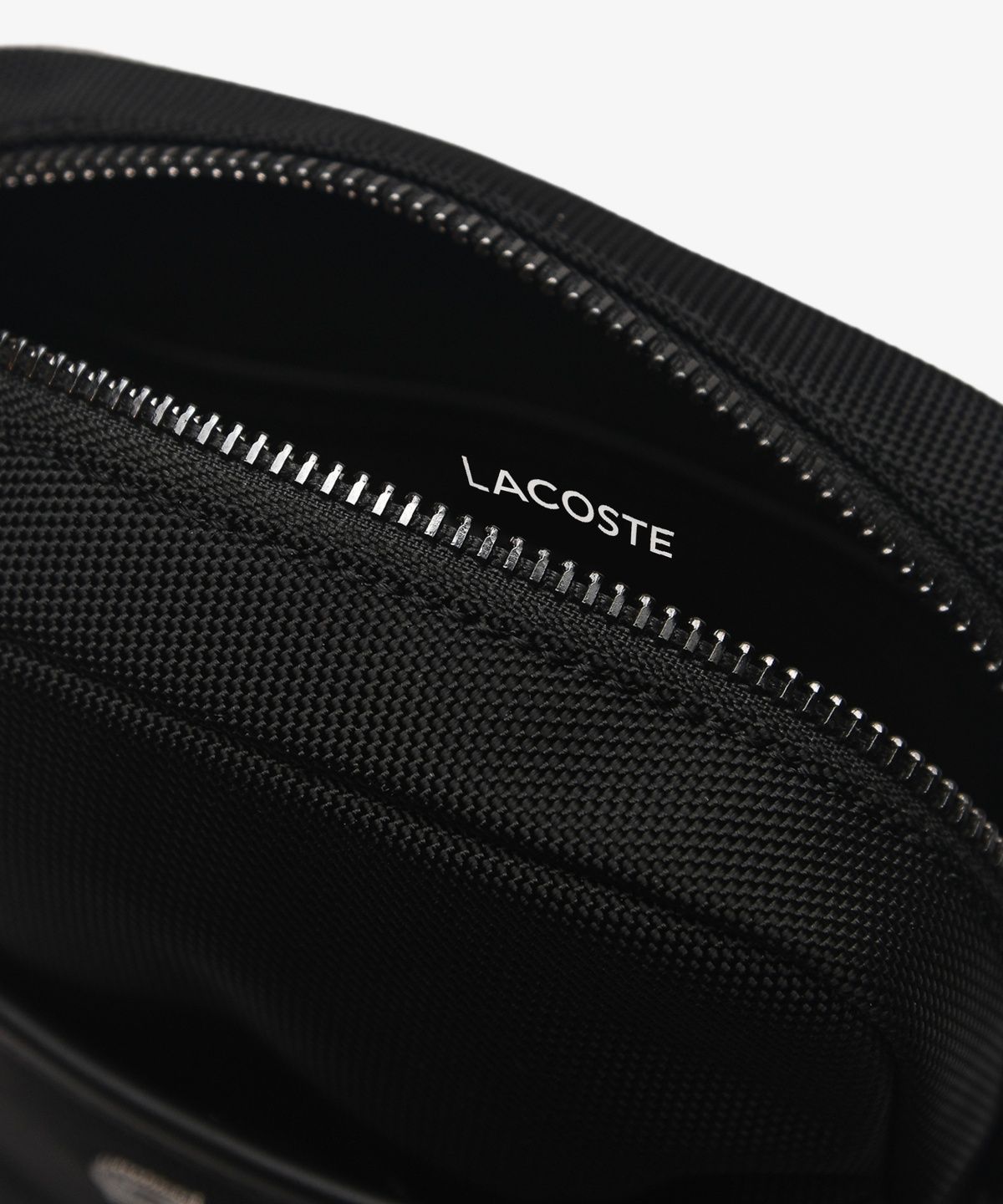 라코스테(LACOSTE) 남성 라코스테 에브리데이 세로형 카메라백 NH5157E56G 000