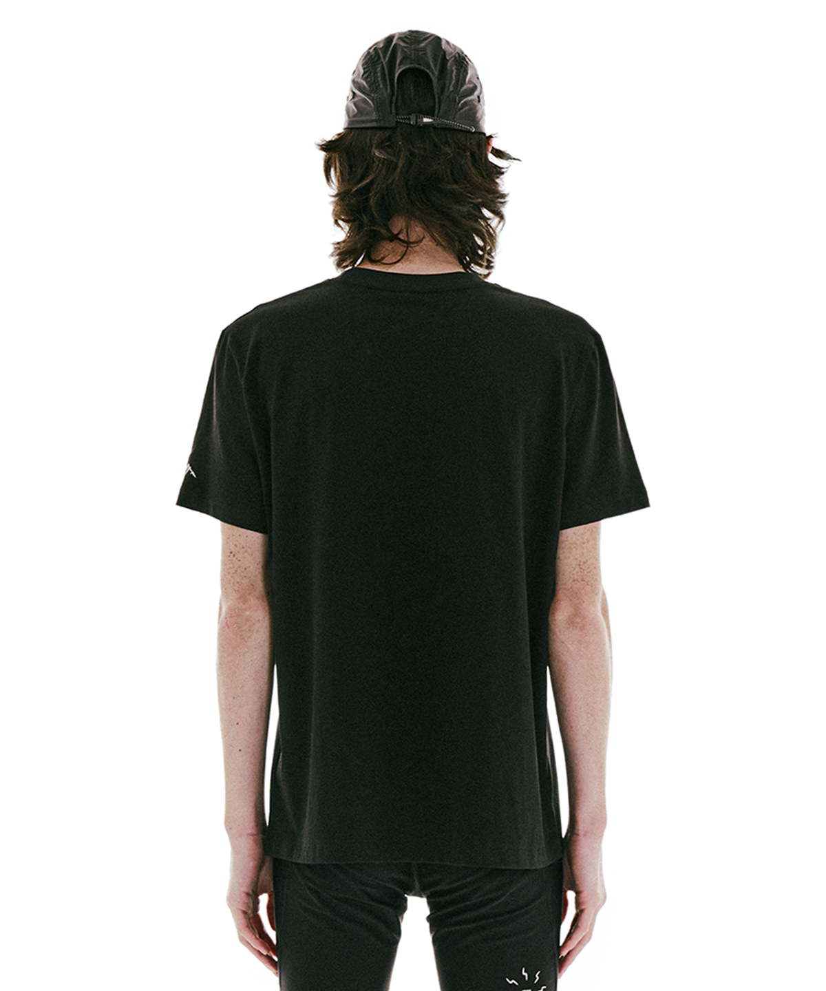콜드웜(COLDWARM) Instinct Graphic T-Shirt (Black)